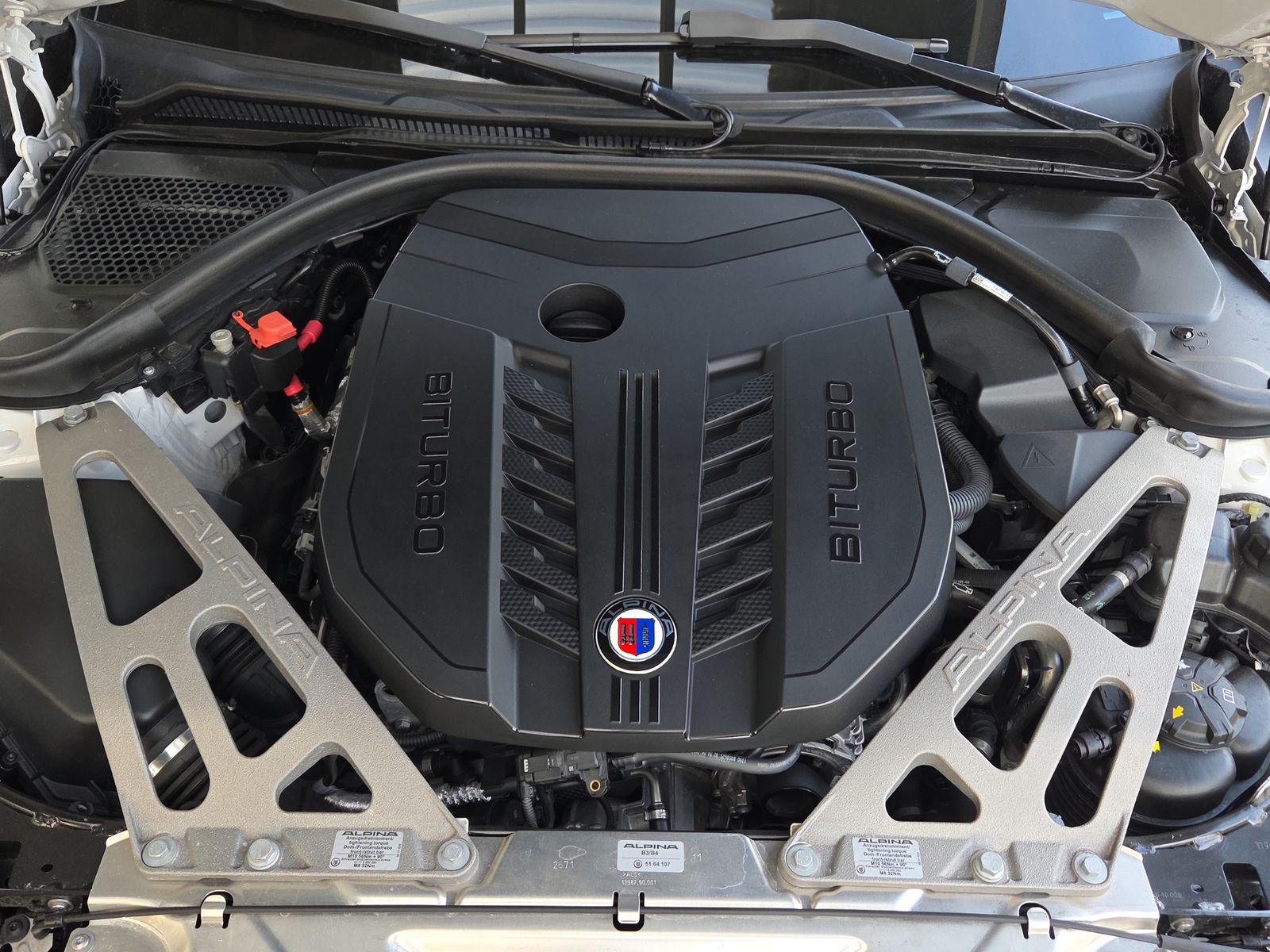 BMW-ALPINA B4 Gran Coupé 3.0 xDrive S-Tronic-image-6