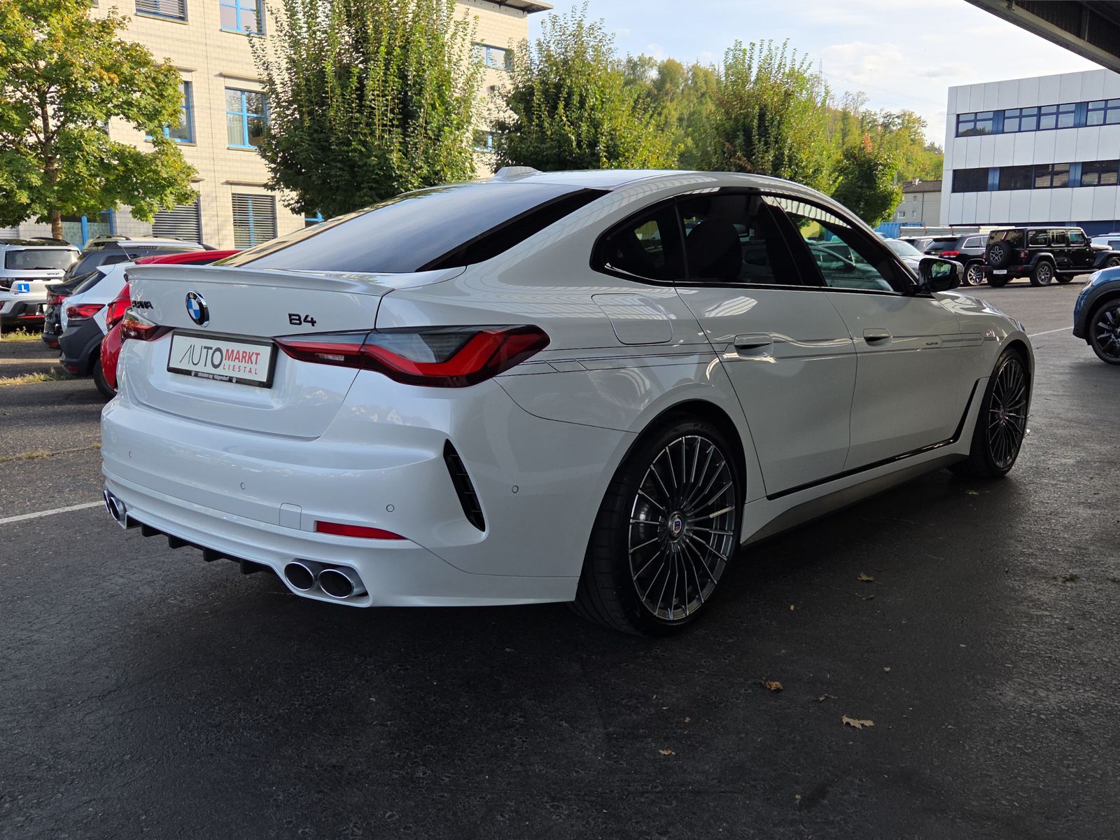 BMW-ALPINA B4 Gran Coupé 3.0 xDrive S-Tronic-image-17