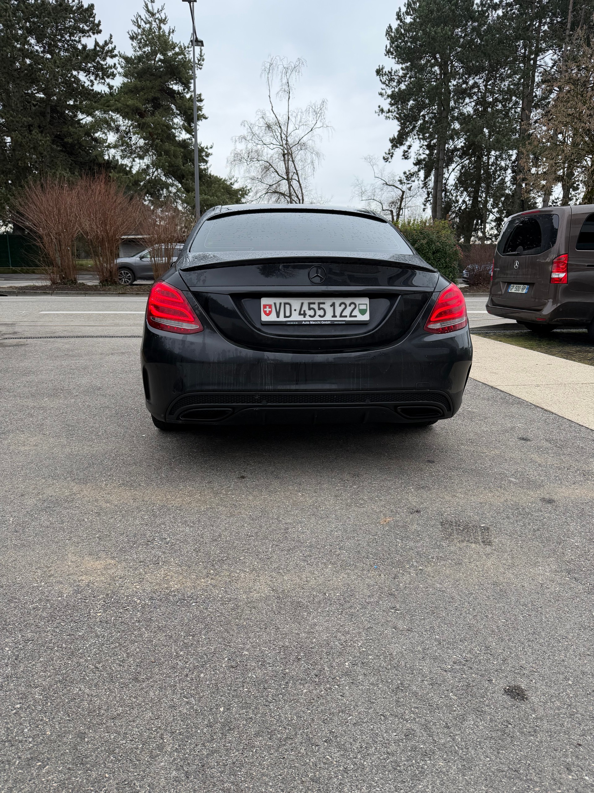 MERCEDES-BENZ C 220 d AMG Line-image-1
