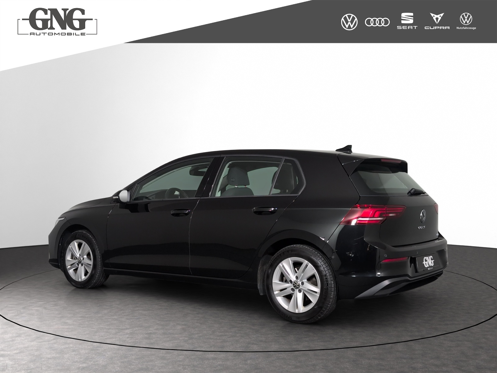 VW Golf 1.5 e TSI mHEV Life DSG-image-1