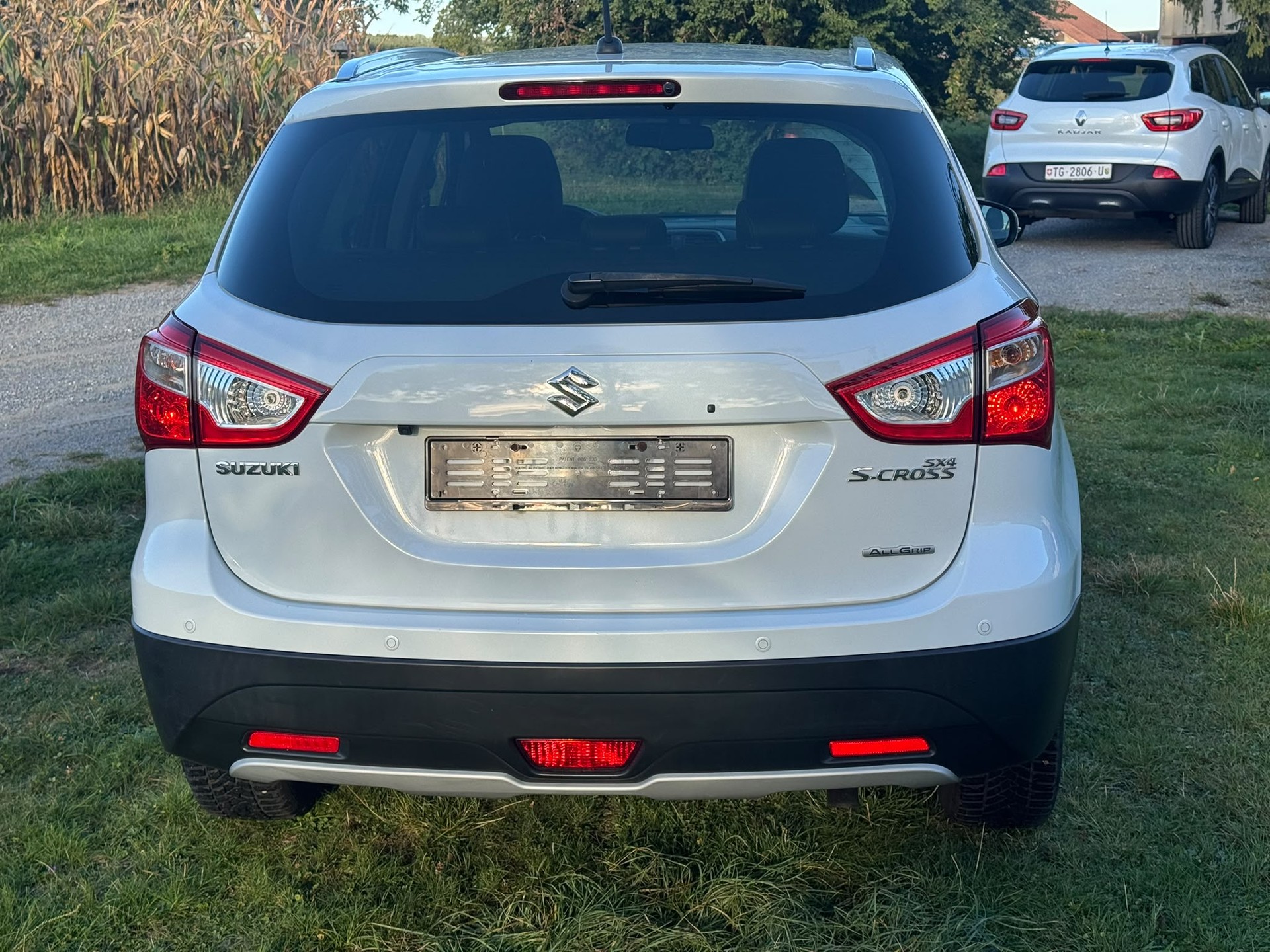 SUZUKI SX4 S-Cross 1.6 TD Sergio Cellano Top 4WD-image-6