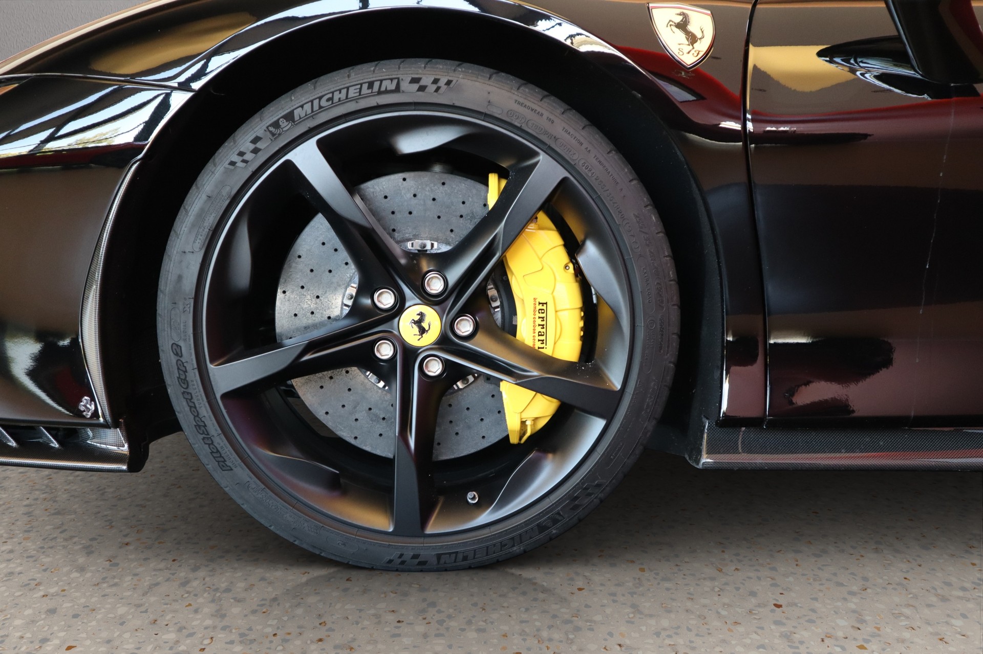 FERRARI SF90 Spider-image-30