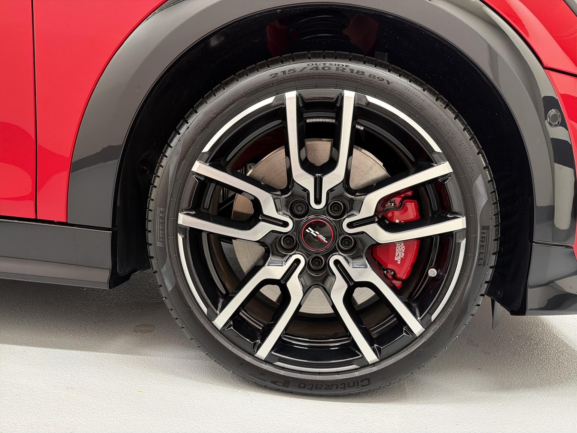 MINI John Cooper Works Cabrio-image-9