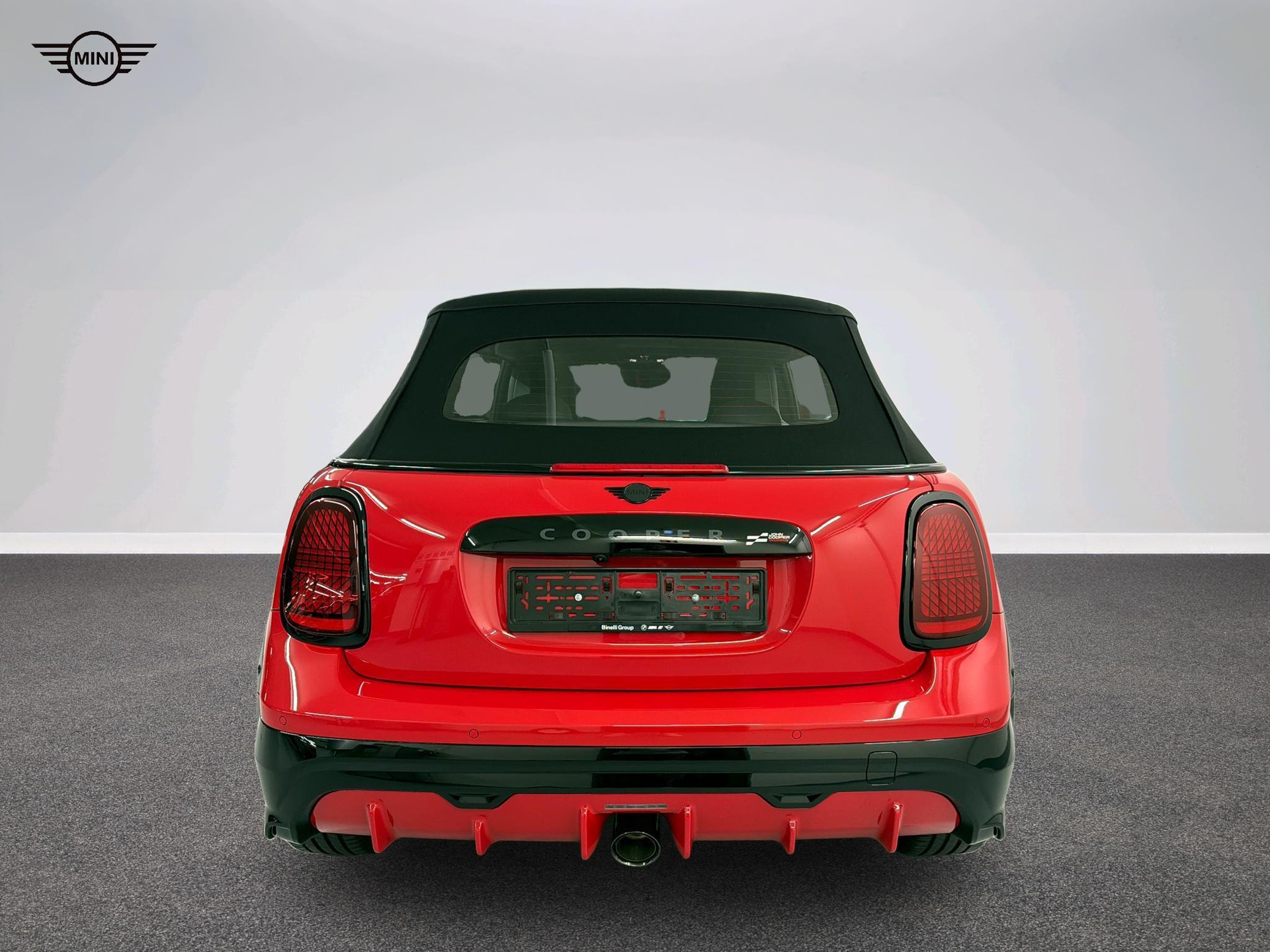 MINI John Cooper Works Cabrio-image-14