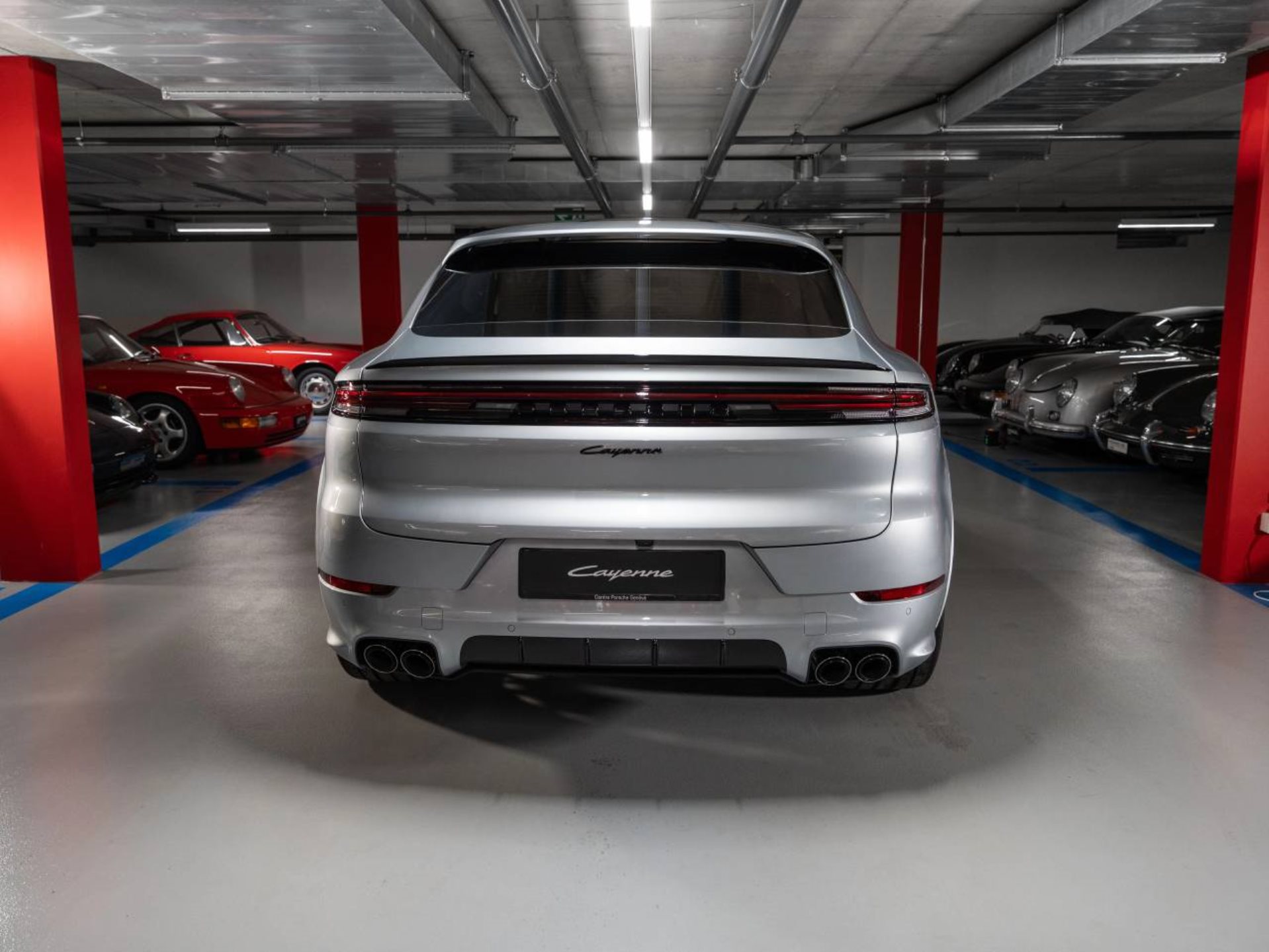 PORSCHE Cayenne E-Hybrid Coupé Black Edition-image-7