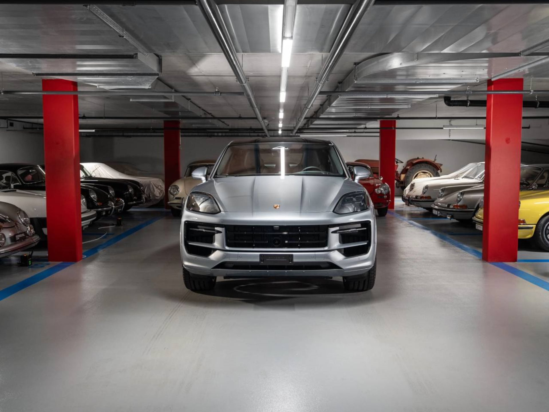 PORSCHE Cayenne E-Hybrid Coupé Black Edition-image-6