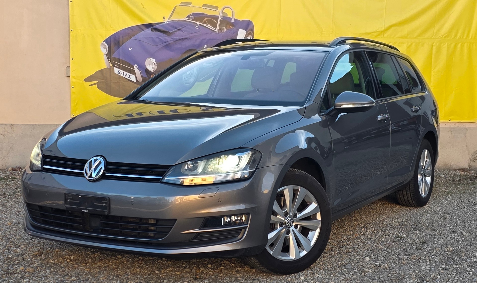 VW Golf Variant 2.0 TDI Comfortline-image-1