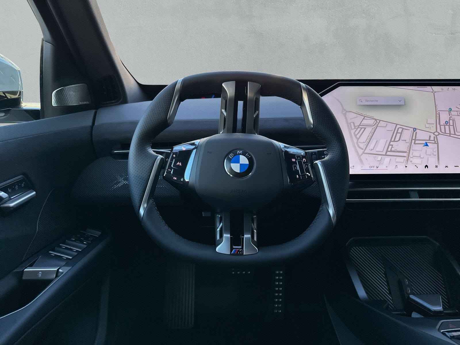 BMW iX3 50 xDrive M Sport-image-15