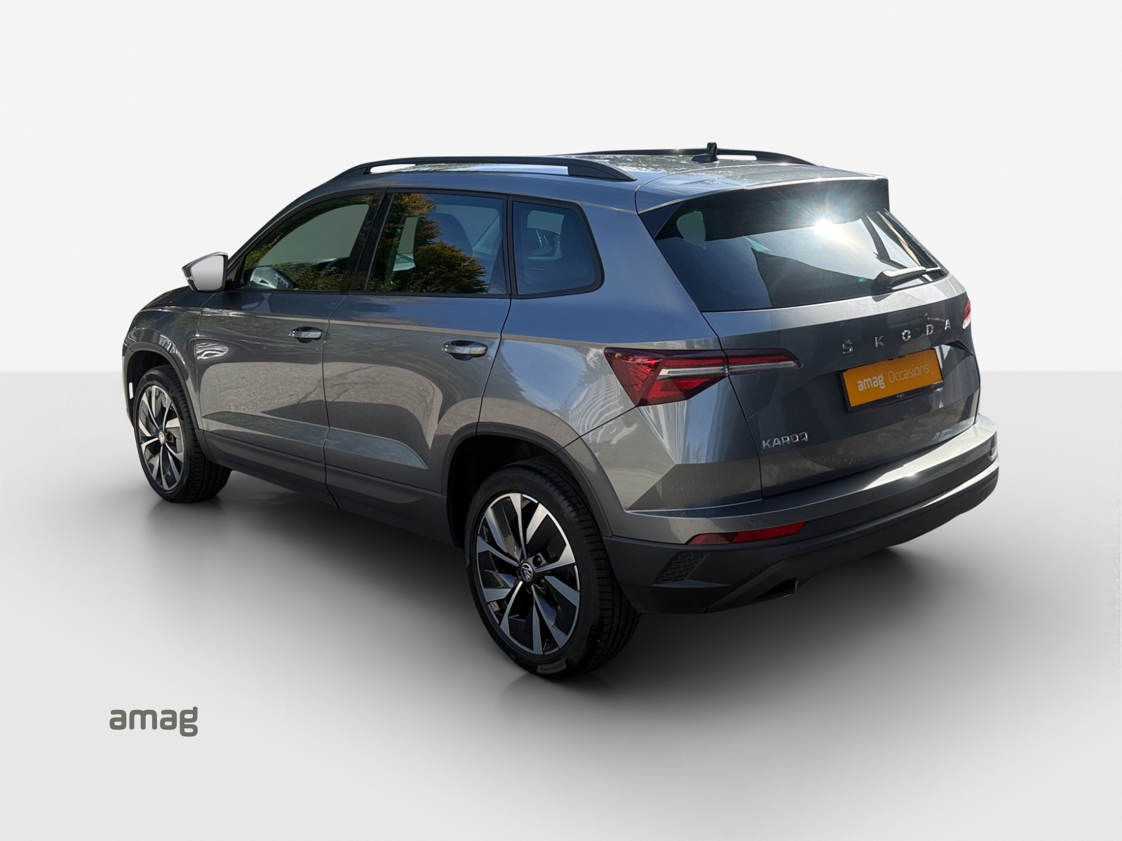 SKODA Karoq 1.5 TSI Style DSG-showroom-element-2