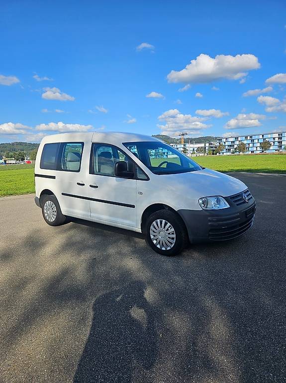 VW Caddy 1.4-image-1