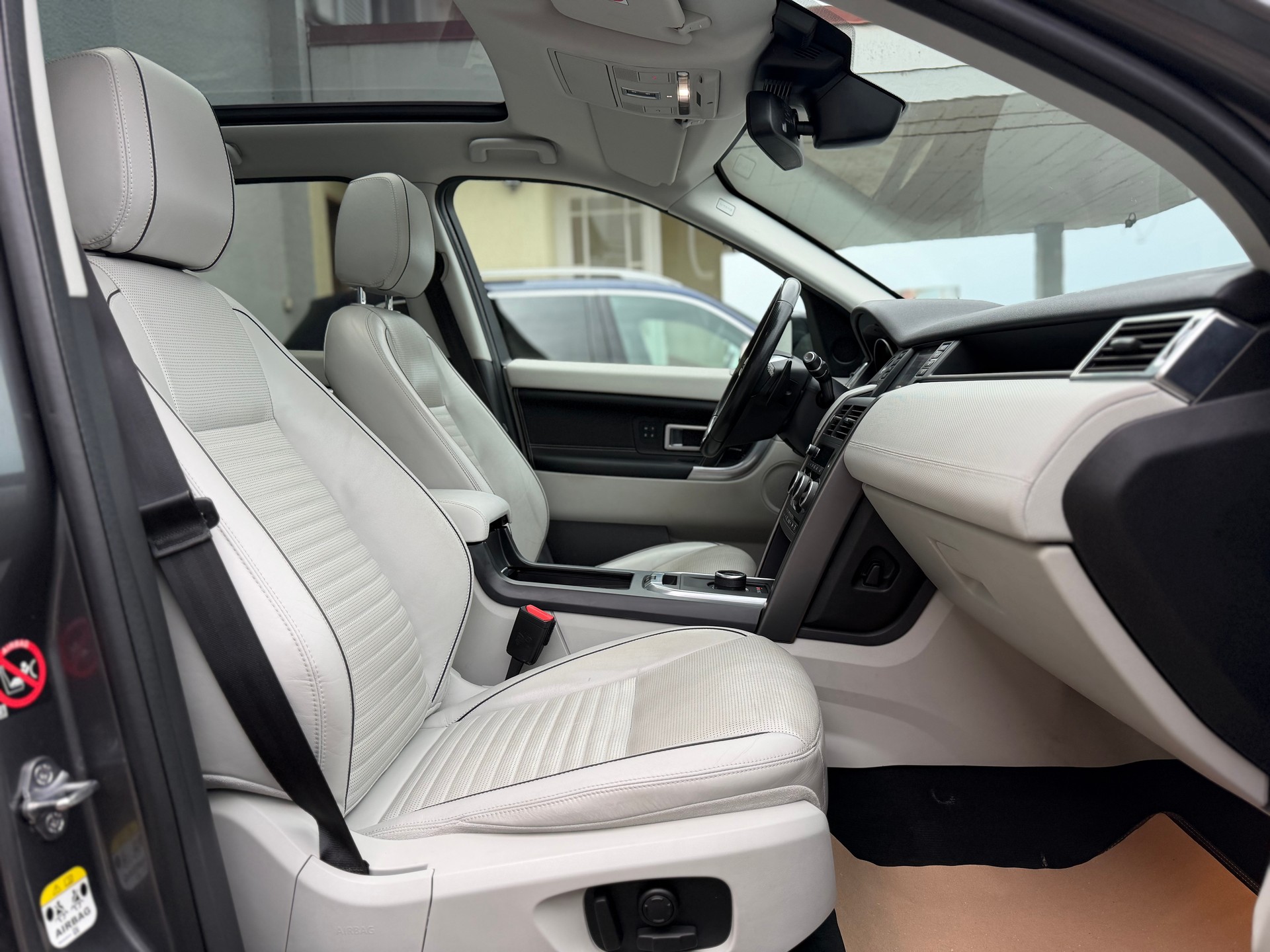 LAND ROVER Discovery Sport 2.0 Si4 HSE AT9-image-13
