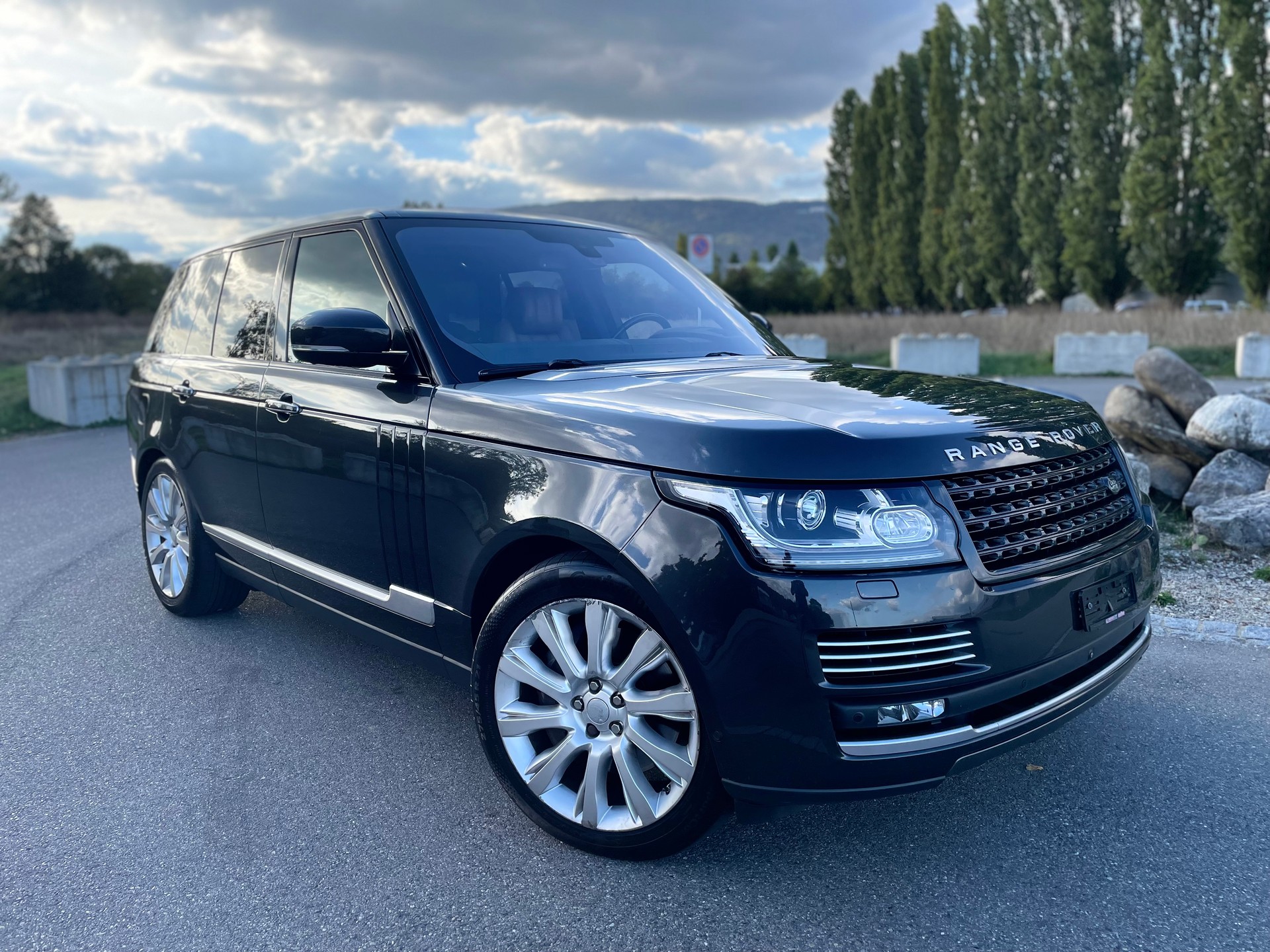 LAND ROVER Range Rover 4.4 SDV8 SV Autobiography Automatic-image-1