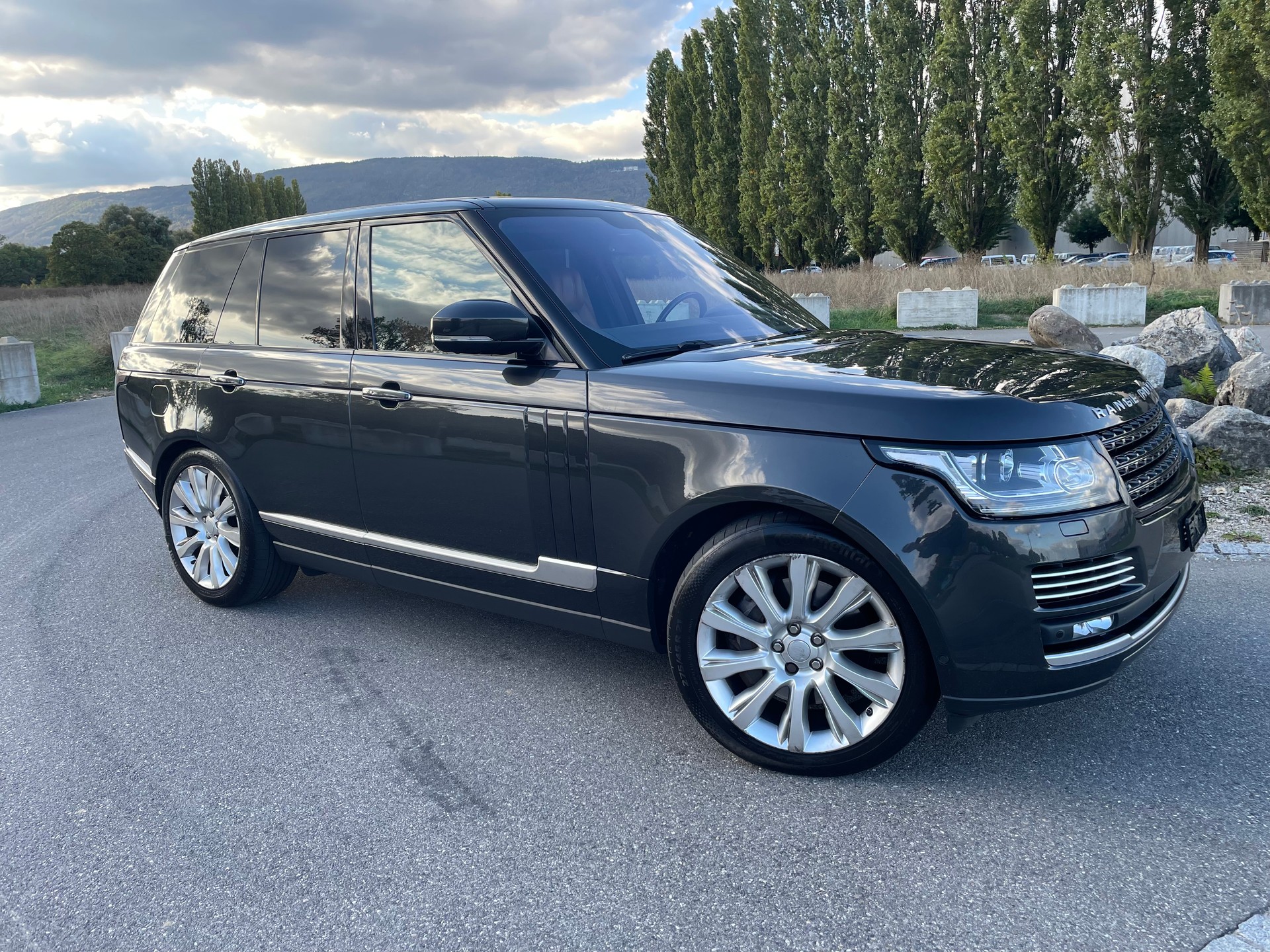 LAND ROVER Range Rover 4.4 SDV8 SV Autobiography Automatic-image-6