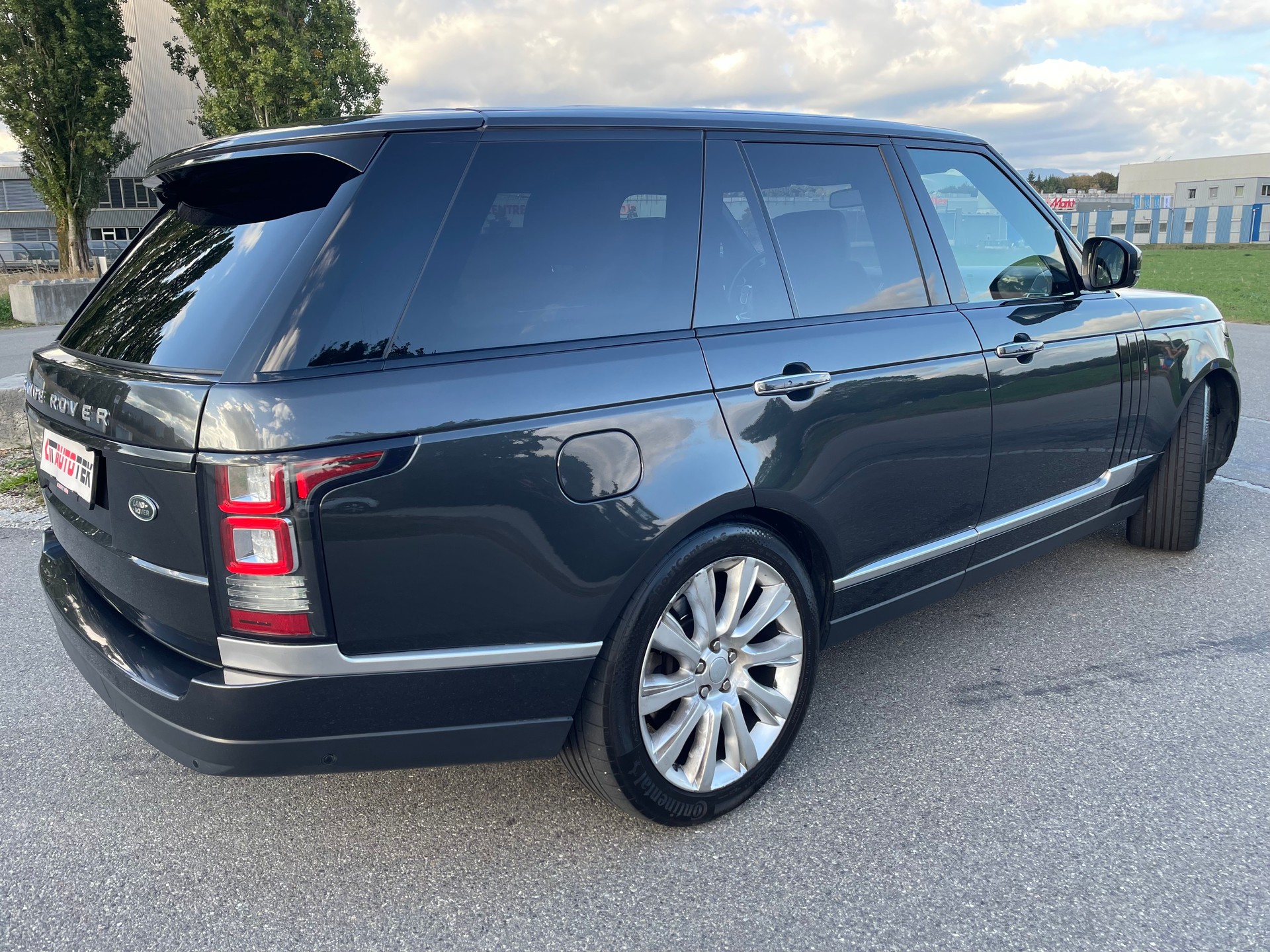 LAND ROVER Range Rover 4.4 SDV8 SV Autobiography Automatic-image-3