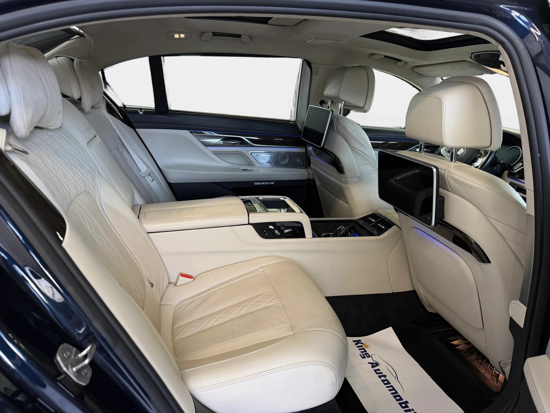 BMW 750Li xDrive Steptronic | CH-Auto | Ab MFK | BMW Service | Laserlight | Executive Lounge-image-14