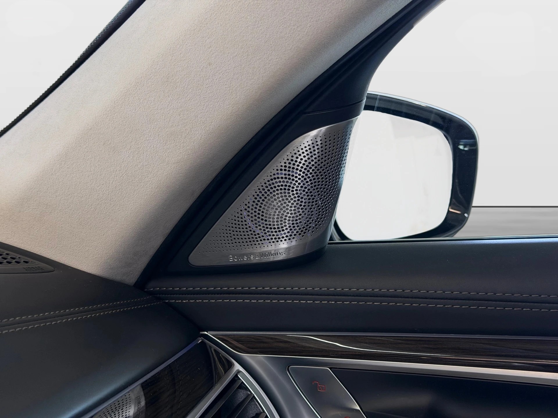 BMW 750Li xDrive Steptronic | CH-Auto | Ab MFK | BMW Service | Laserlight | Executive Lounge-image-9