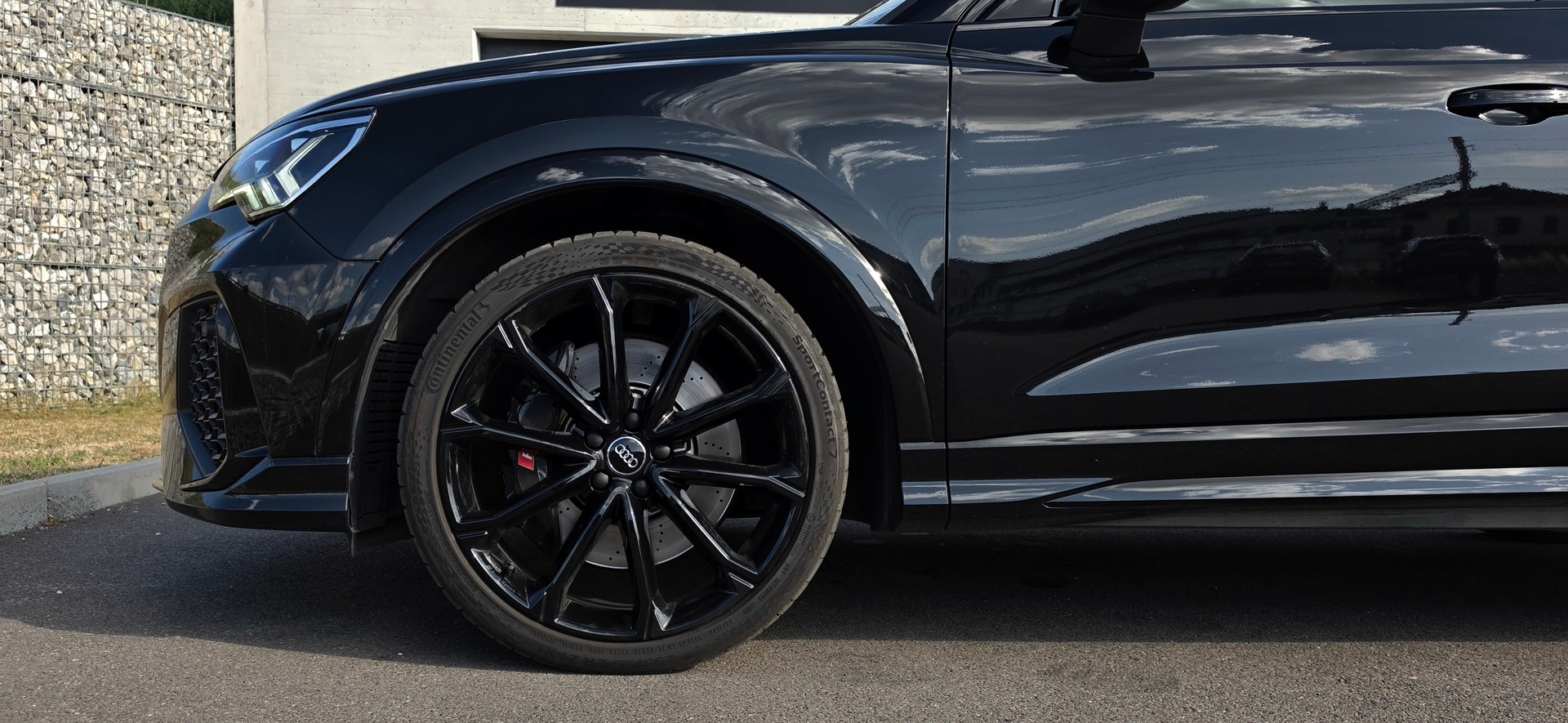 AUDI RSQ3 2.5 TFSI quattro S tronic 400 ch | Pano | Carbone | Full Black-image-8