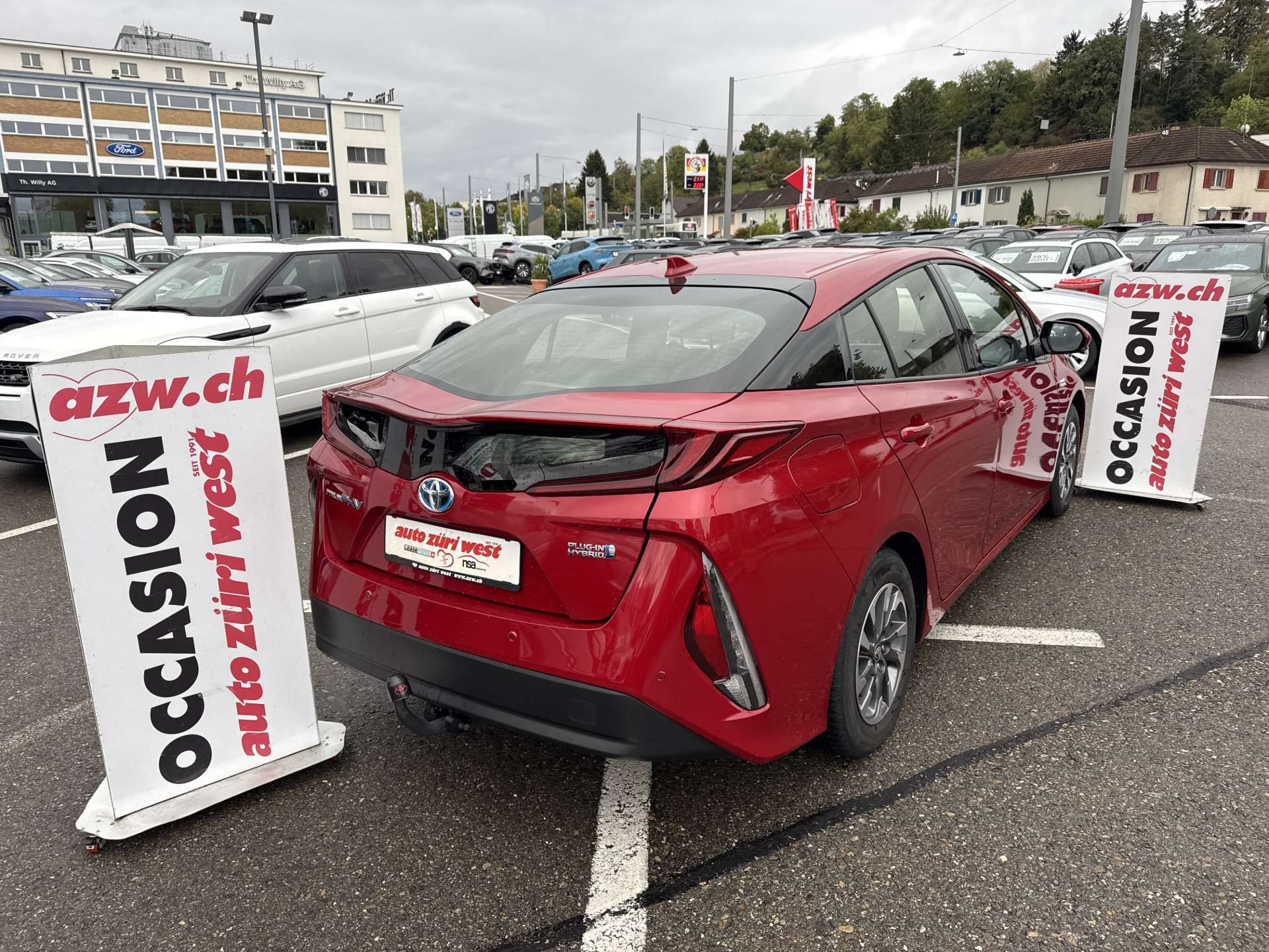TOYOTA Prius 1.8 VVT-i PHEV Executive e-CVT Automat-showroom-element-2