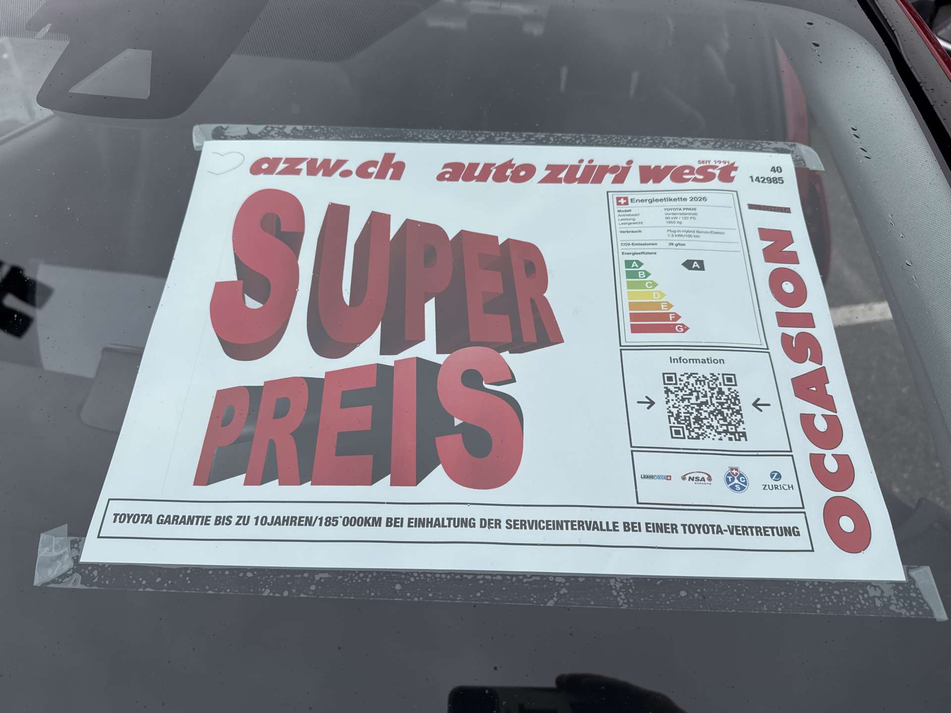 TOYOTA Prius 1.8 VVT-i PHEV Executive e-CVT Automat-showroom-element-3