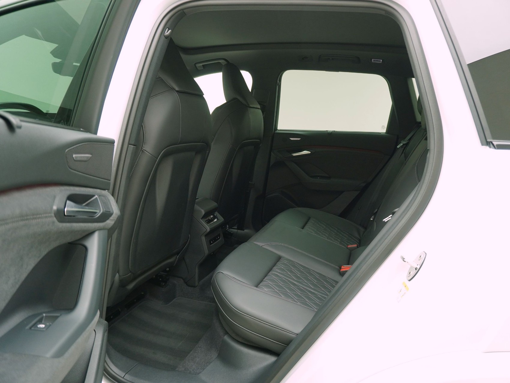 AUDI SQ6 e-tron quattro **Audi Werksgarantie bis 05/2031**-image-14