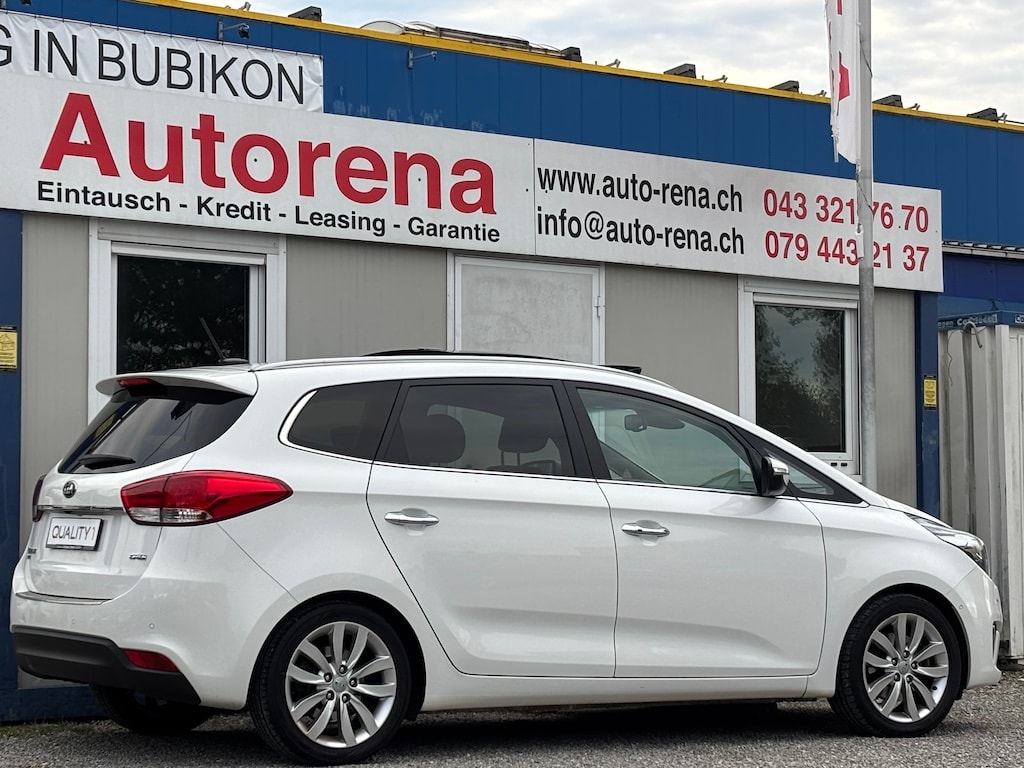 KIA Carens 1.7 CRDi Style DCT-image-4
