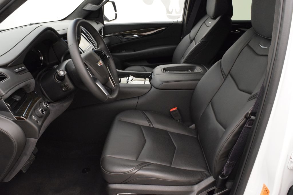 CADILLAC Escalade 6.2 ESV Platinum-image-9