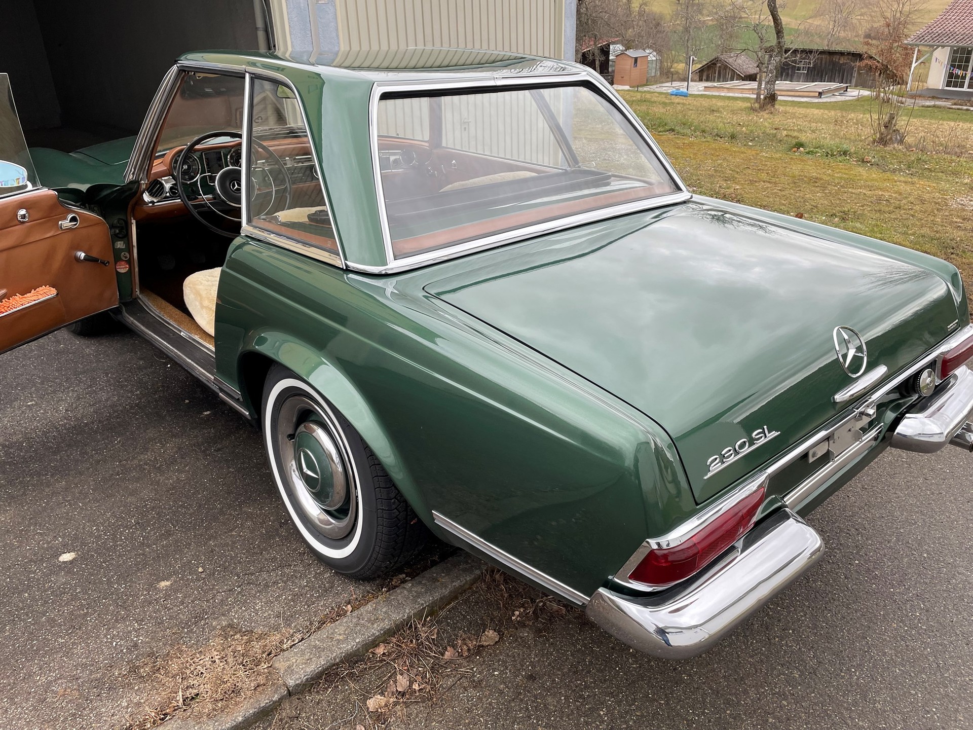 MERCEDES-BENZ SL 230 Pagode-image-4