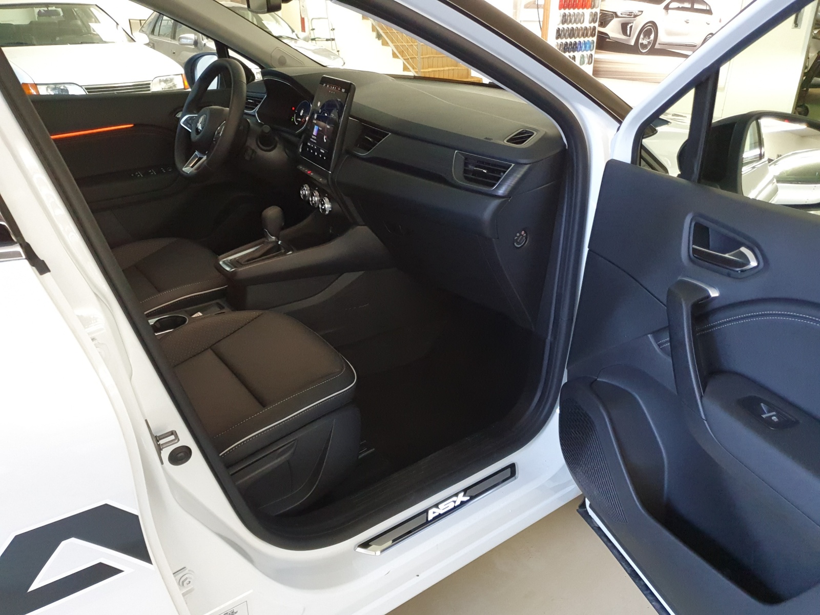 MITSUBISHI ASX 1.6 PHEV Saisho-image-8