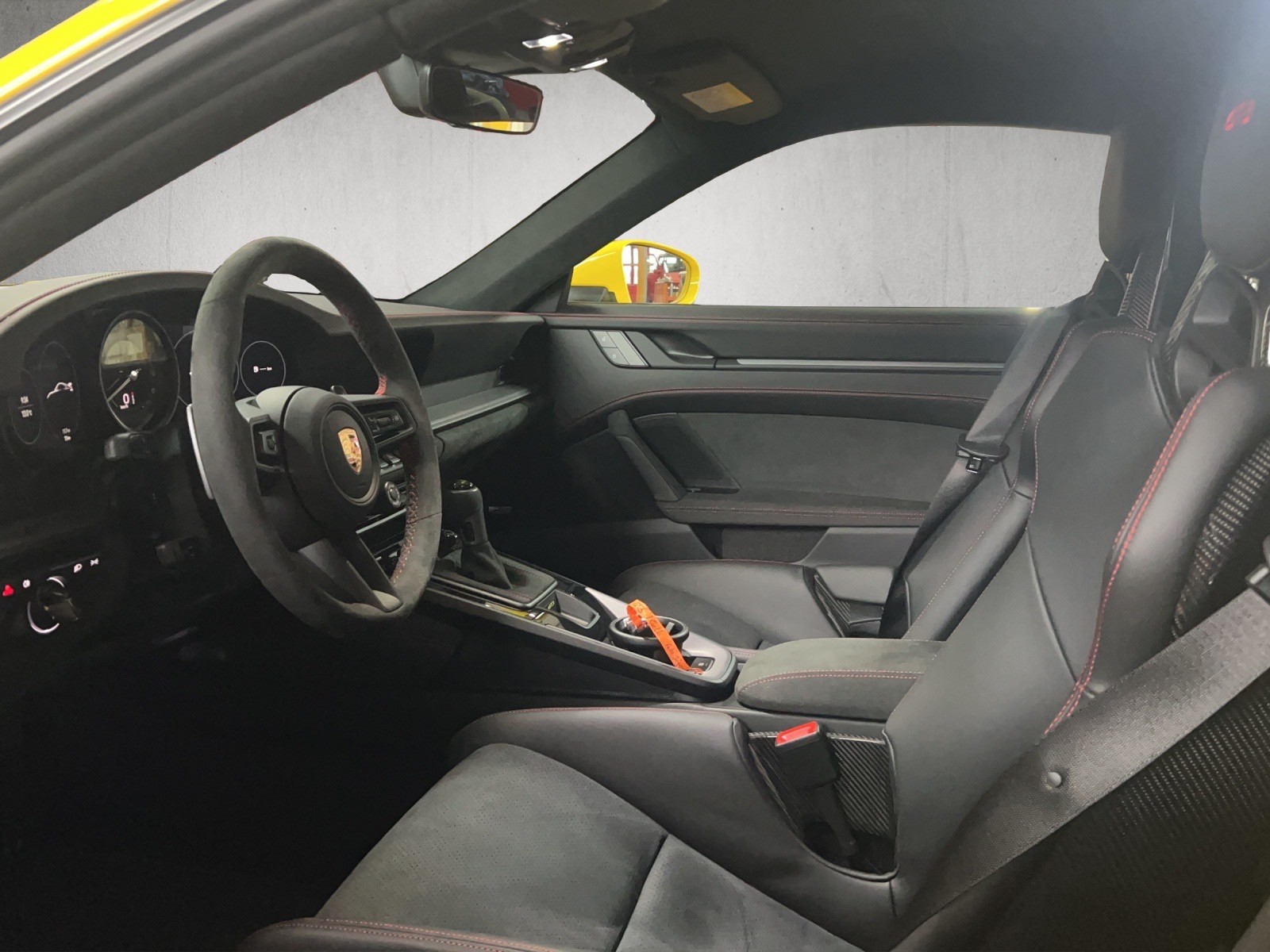 PORSCHE 911 GT3-image-2