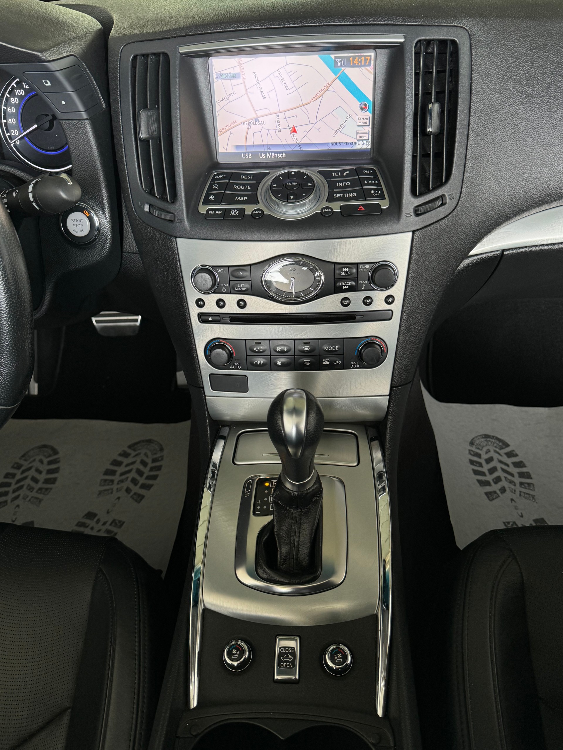INFINITI G37 Cabrio GT Premium Automatic-image-26