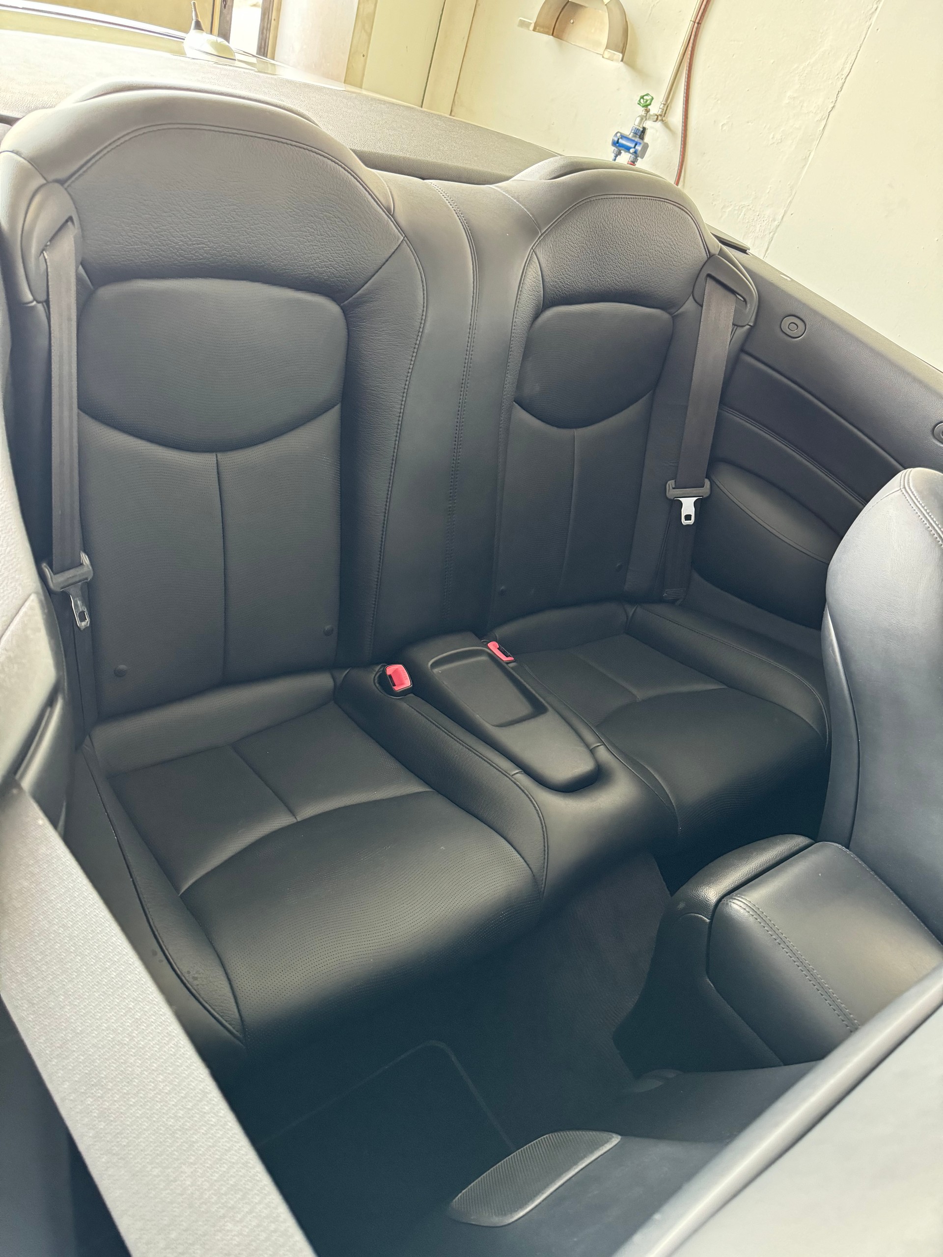 INFINITI G37 Cabrio GT Premium Automatic-image-31