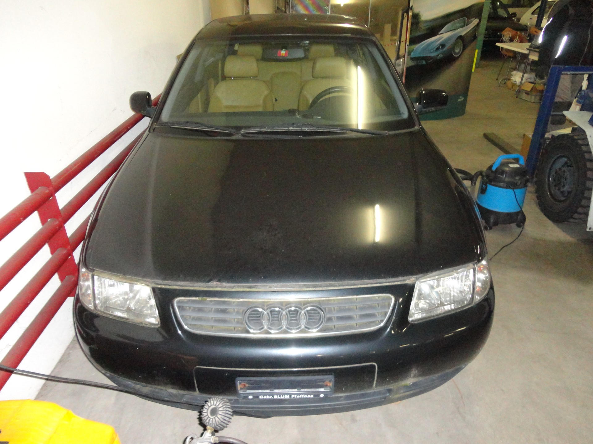 AUDI A3 1.8 T Attraction-image-0