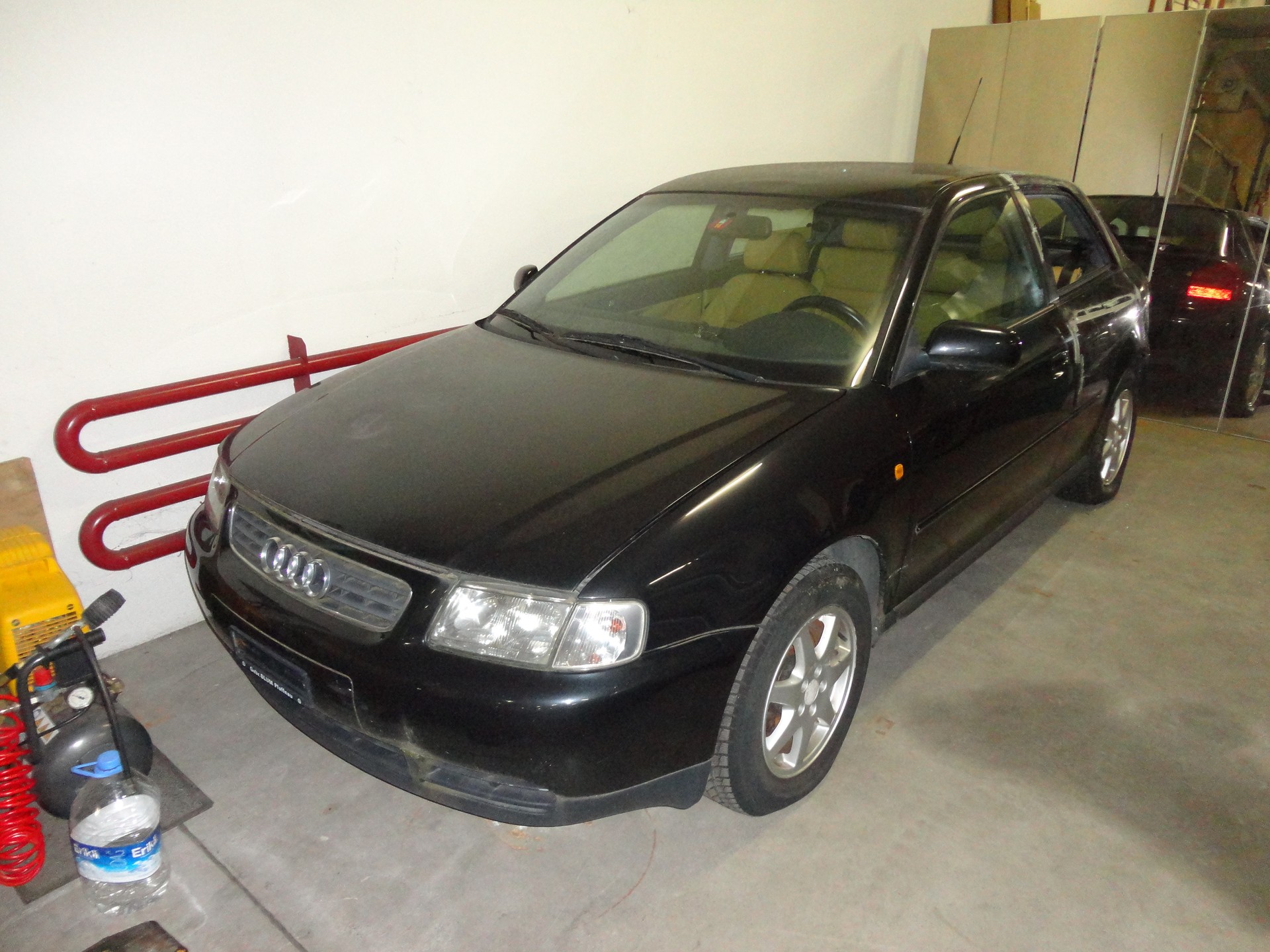 AUDI A3 1.8 T Attraction-image-1