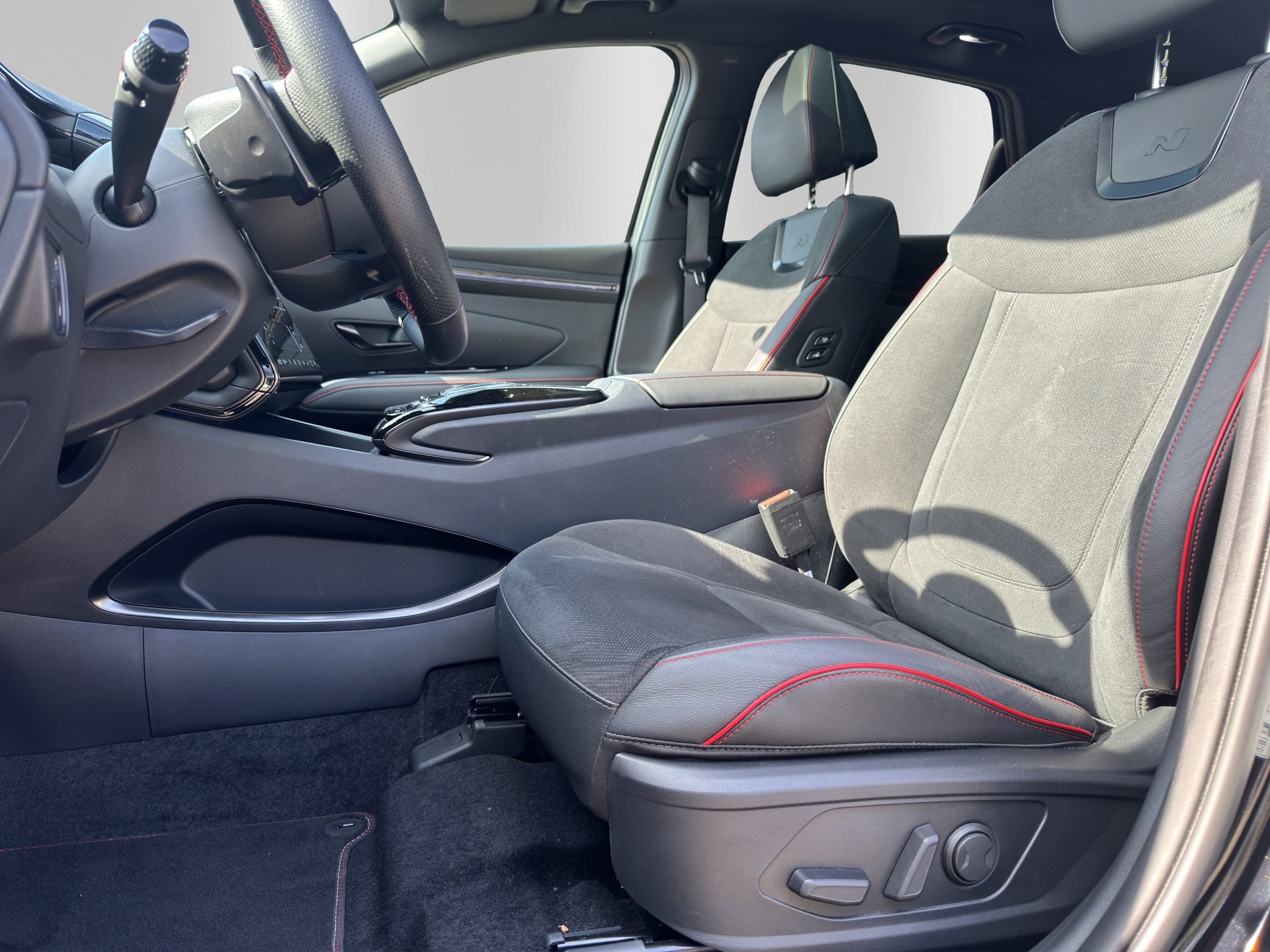 HYUNDAI Tucson 1,6PHEV N LUX 4WD-image-11