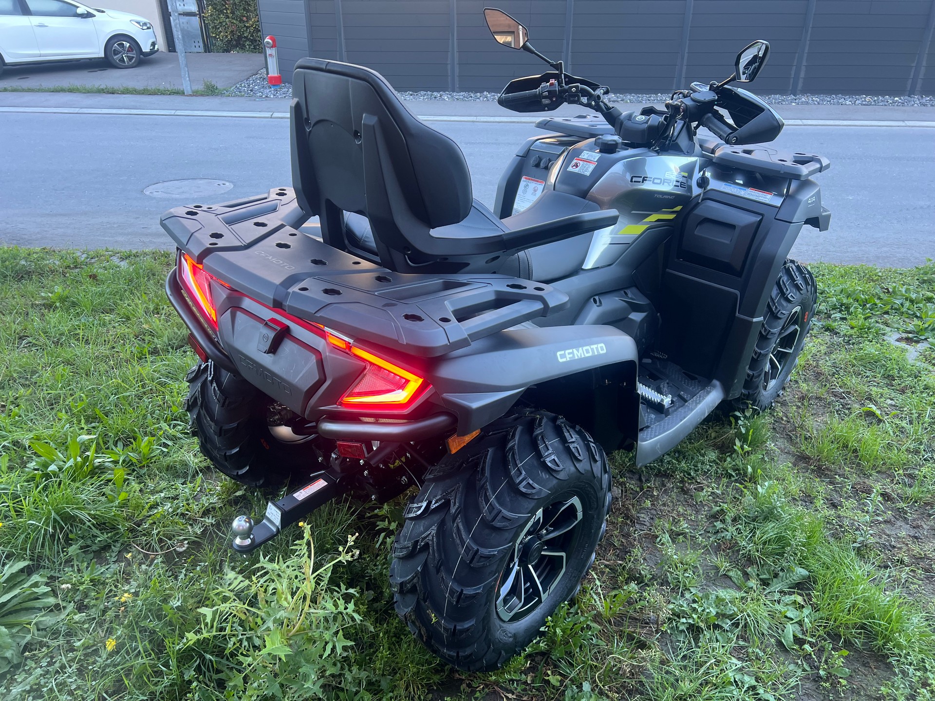 CF MOTO Cforce 625 L-image-2