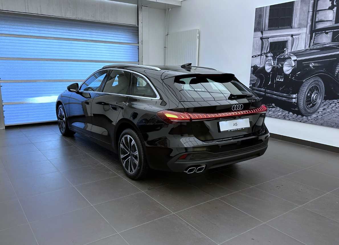 AUDI A5 Avant TDI quattro 150 kW Attraction S tronic-image-23