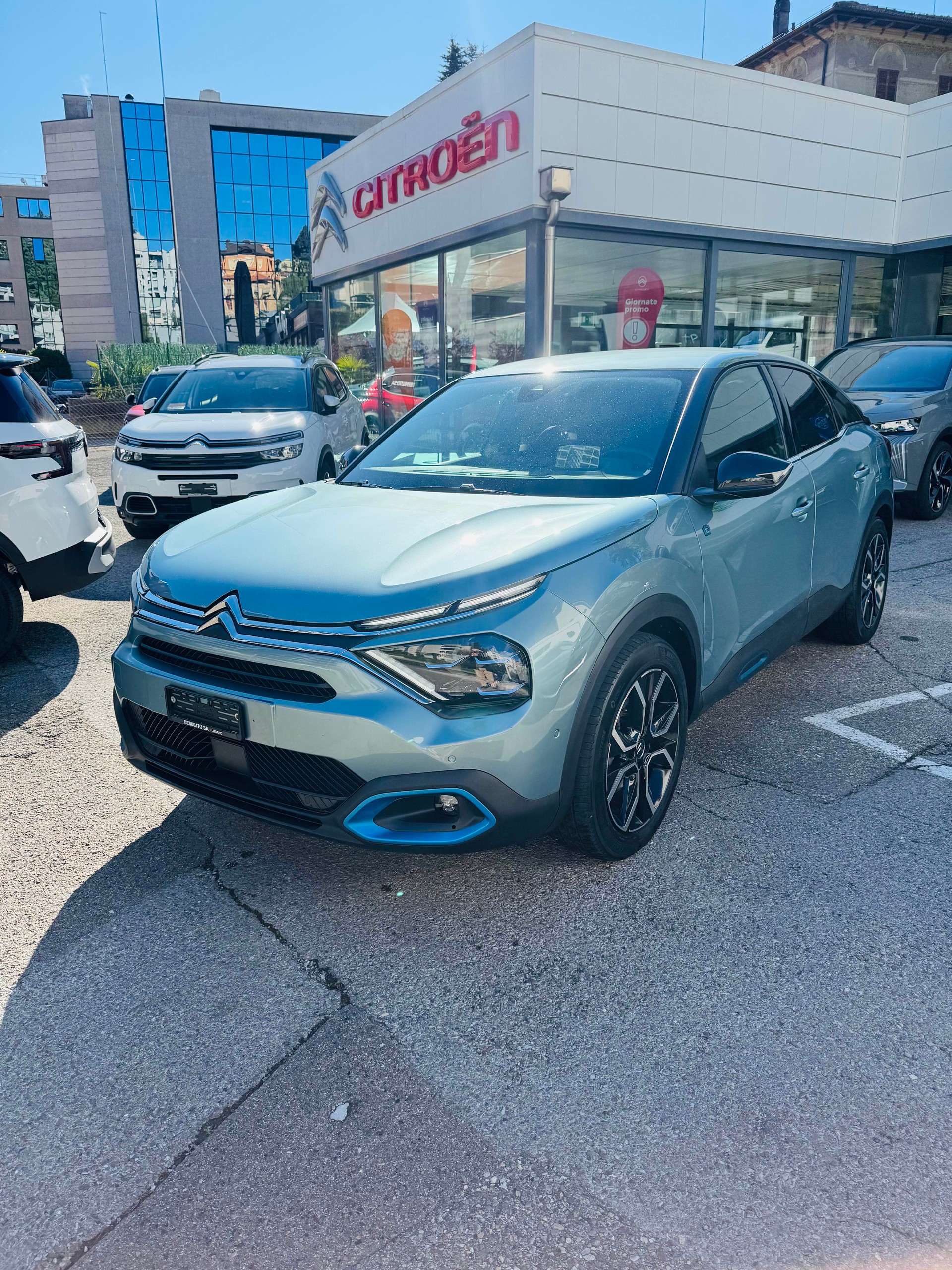 CITROEN C4 Electric Shine-image-0