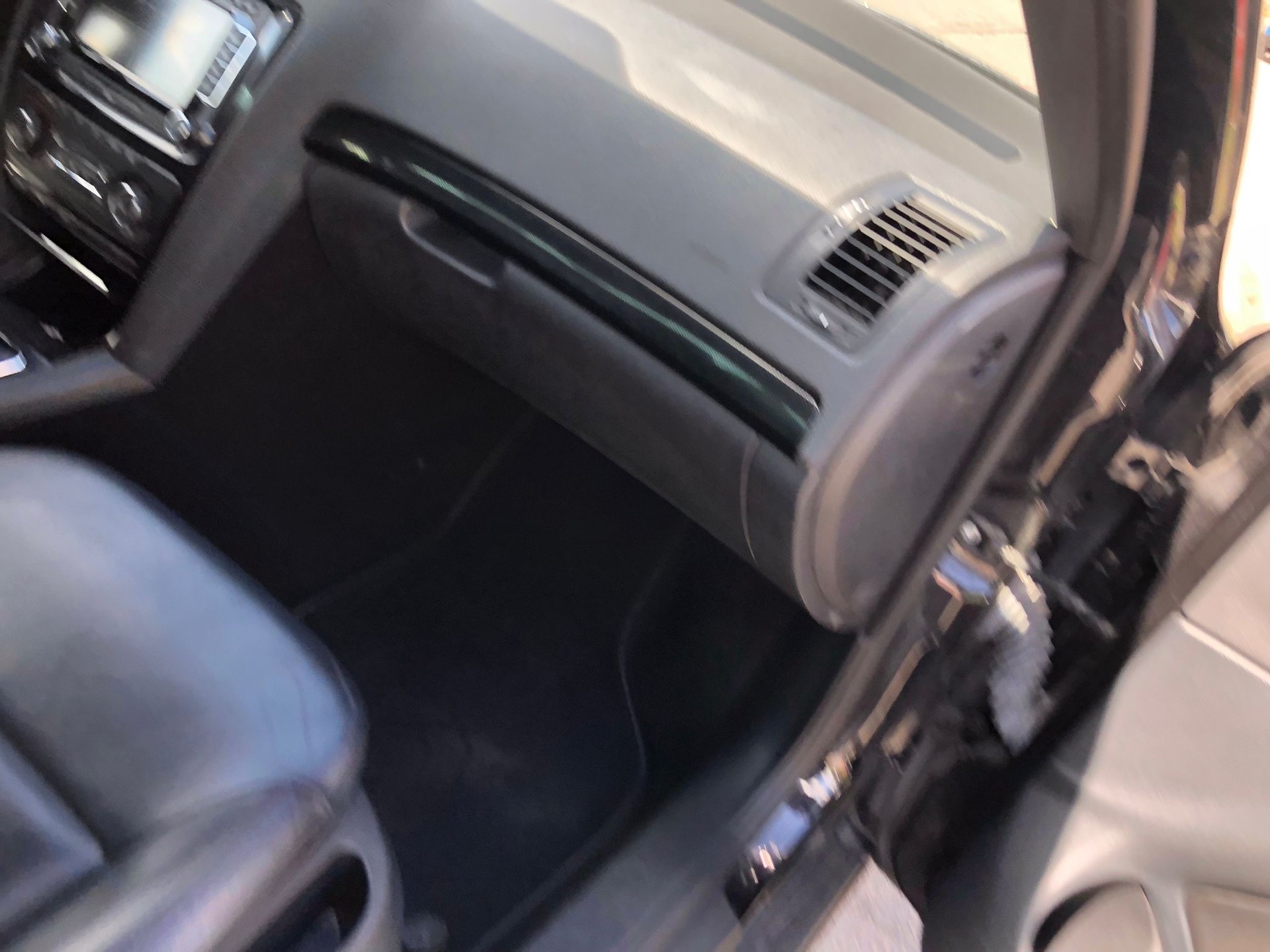 SKODA Octavia Combi 2.0 TSI RS DSG-image-12