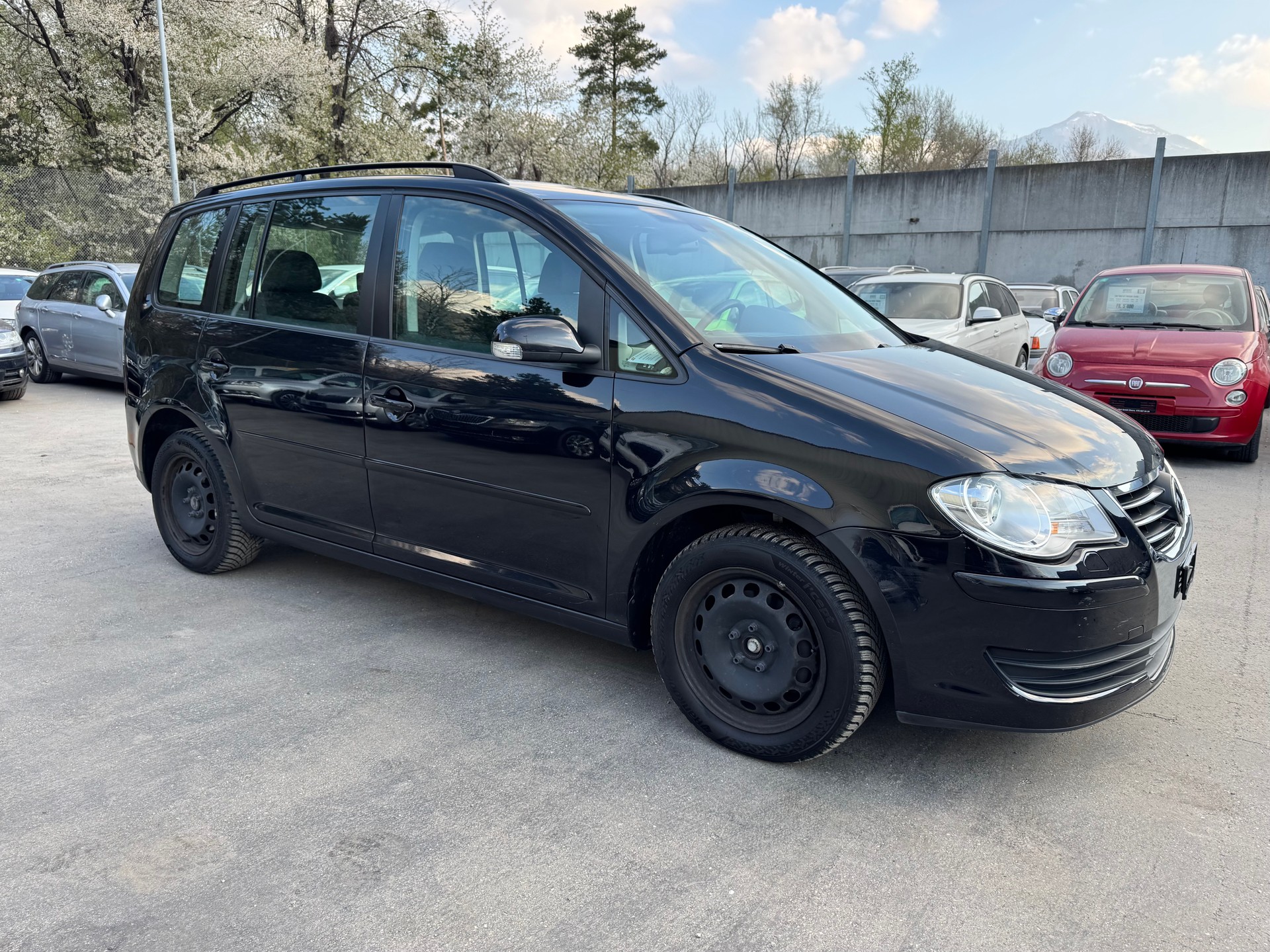 VW Touran 1.4 TSI Trendline-image-1