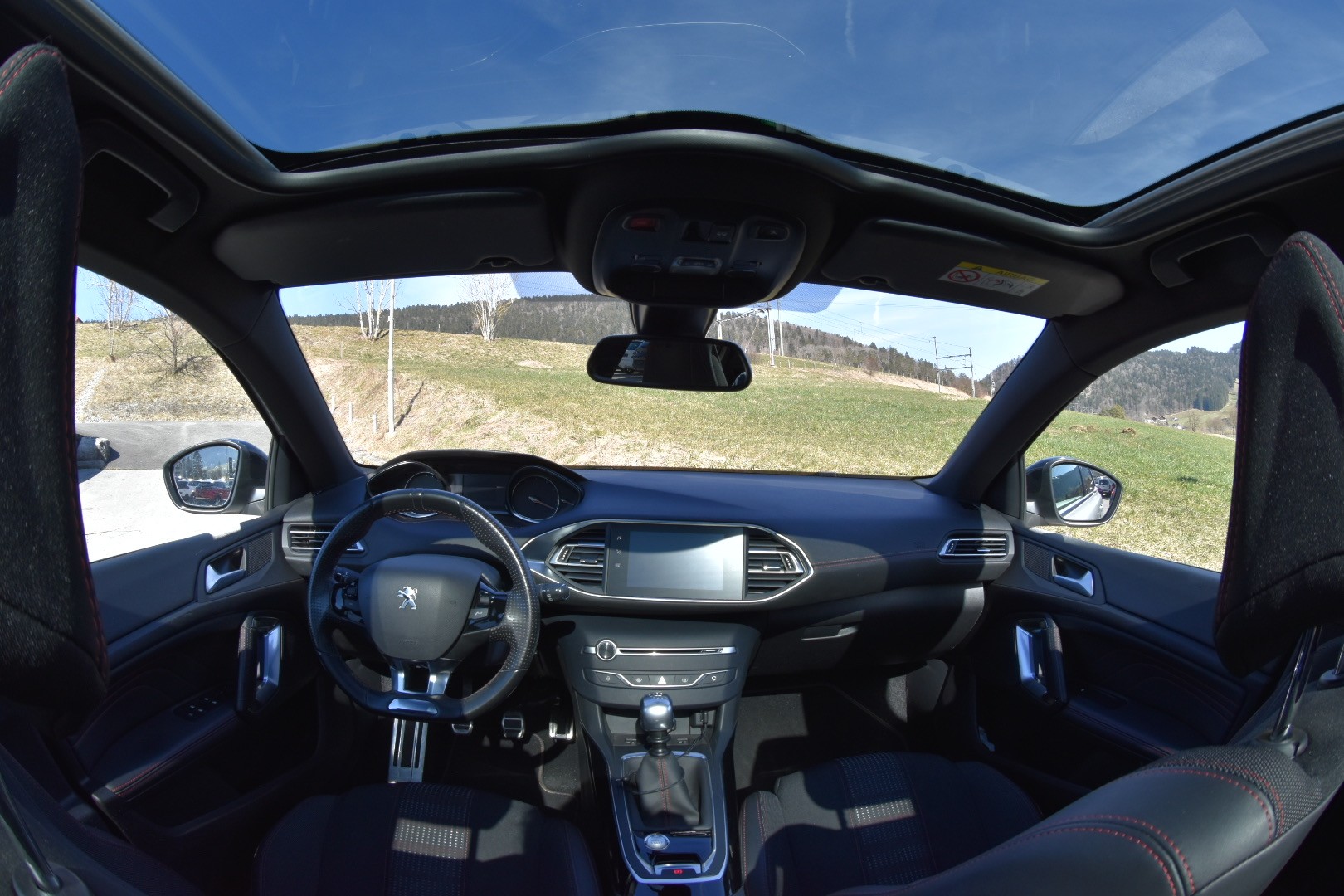 PEUGEOT 308 1.2 Pure Tech GT Line-image-3