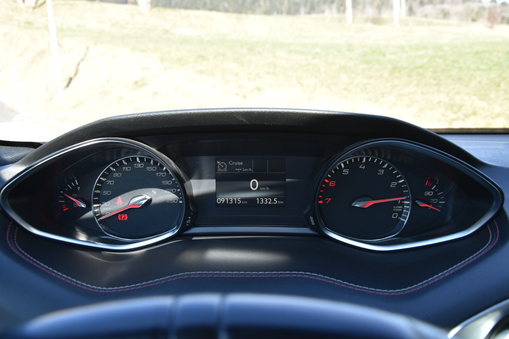 PEUGEOT 308 1.2 Pure Tech GT Line-image-5