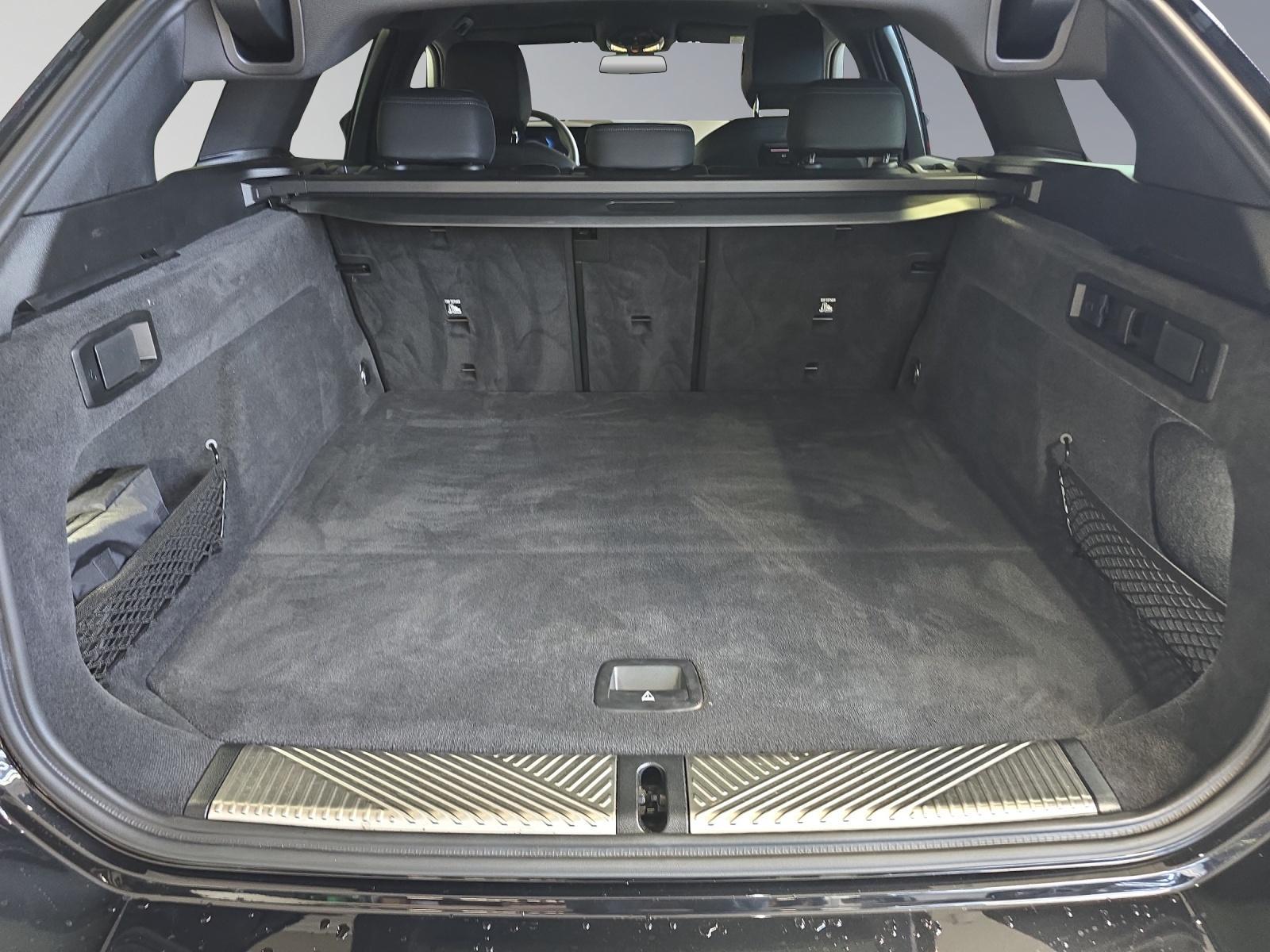 BMW 520d xDrive Touring MSport-image-17