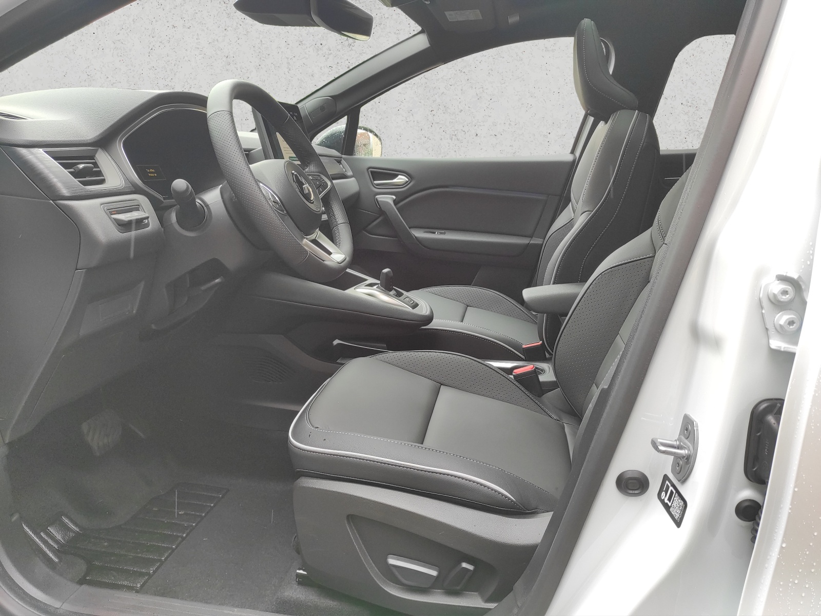 MITSUBISHI ASX 1.8 HEV Instyle-image-8