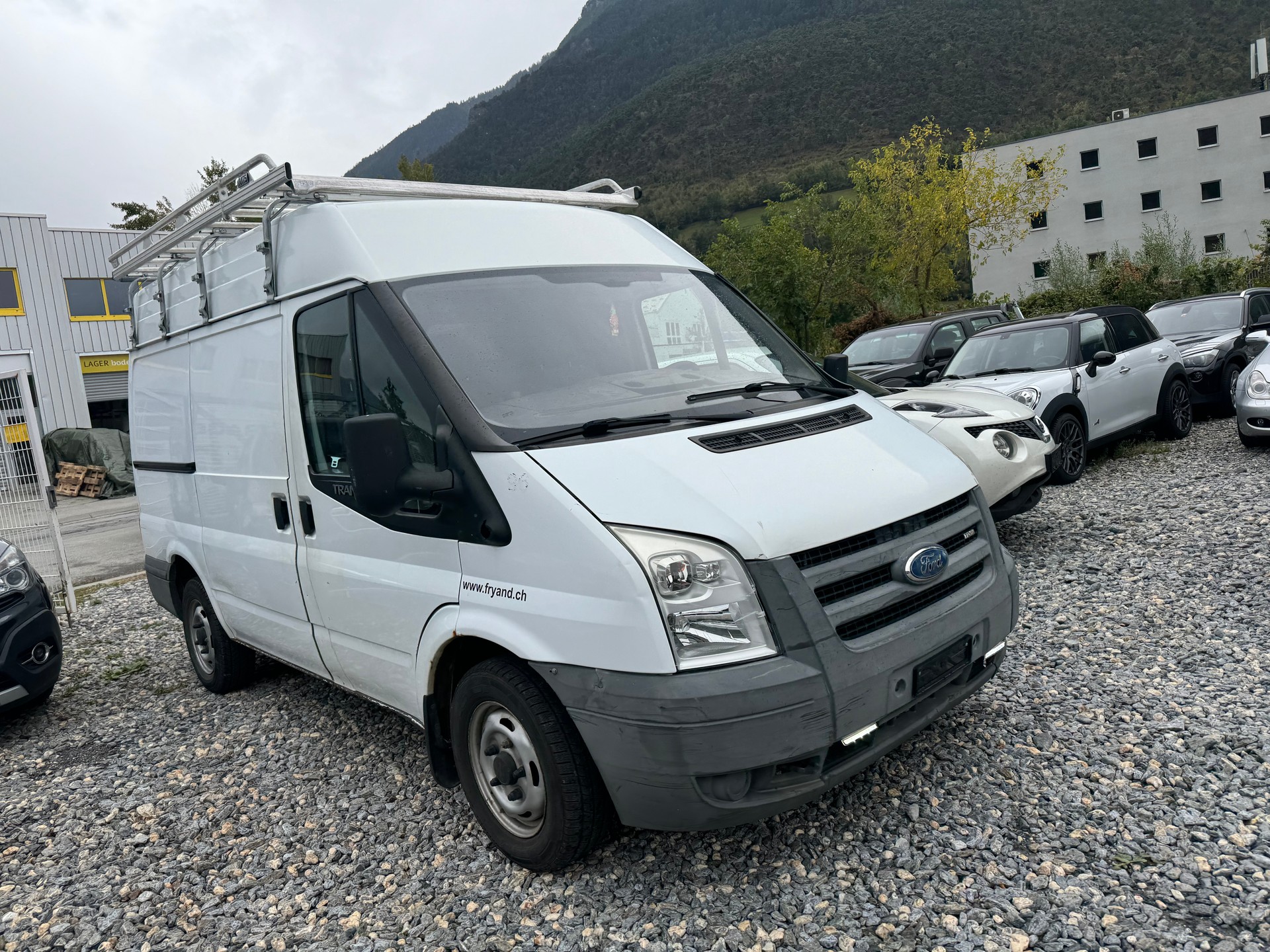 FORD Transit 2.2 TDCi 300 M Trend-image-2
