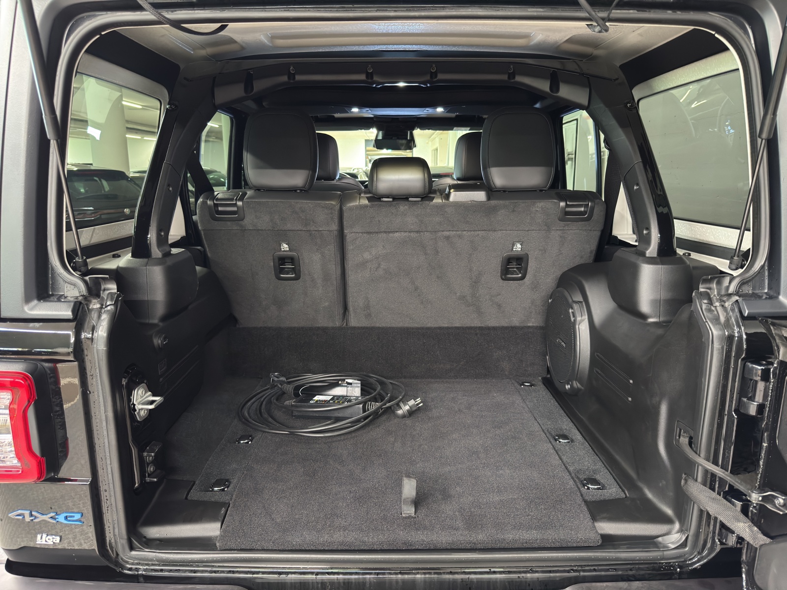 JEEP Wrangler 2.0 Turbo Rubicon Unlimited 4xe-image-10