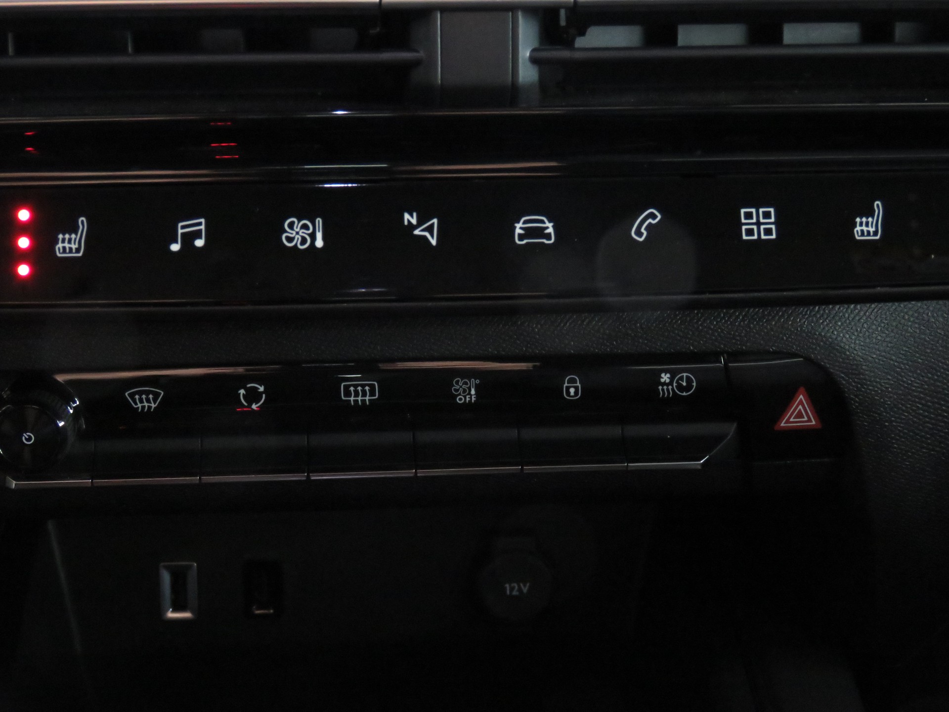 CITROEN C5 Aircross 1.6 PHEV Swiss Edition (Automat)-image-21