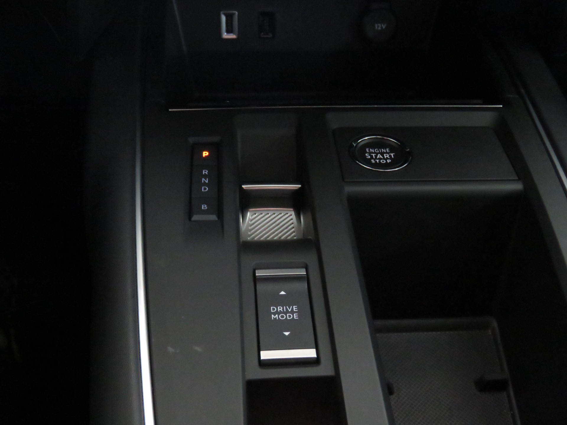 CITROEN C5 Aircross 1.6 PHEV Swiss Edition (Automat)-image-14
