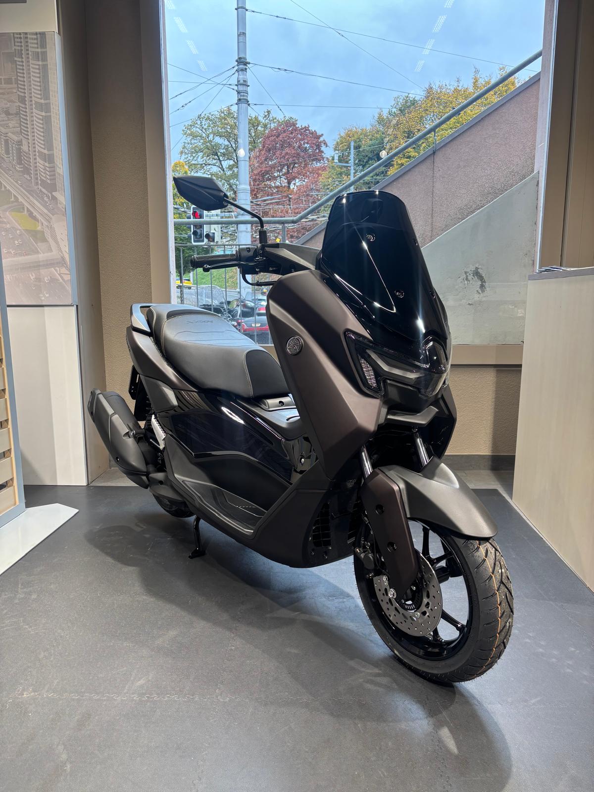 YAMAHA N-MAX GPD-showroom-element-2