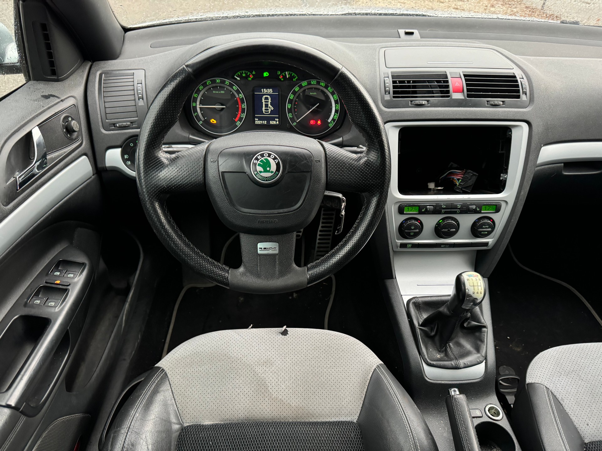 SKODA Octavia 2.0 TDI RS-image-5