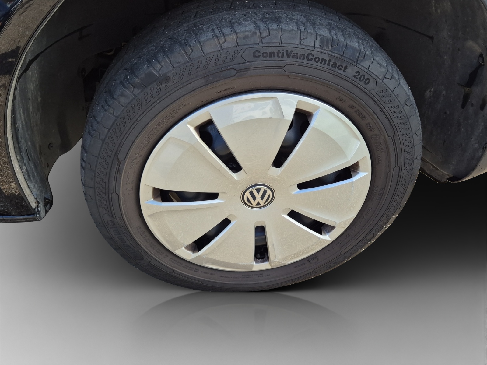 VW T6.1 2.0 TDI 4Motion DSG-image-14